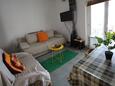 Obývací pokoj Marina, Obývací pokoj v ubytování typu apartment, s klimatizací, domácí mazlíčci povoleni a WiFi.