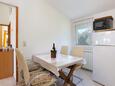 Dining room Bušinci, Dining room in the apartment, (pet friendly) and WiFi.