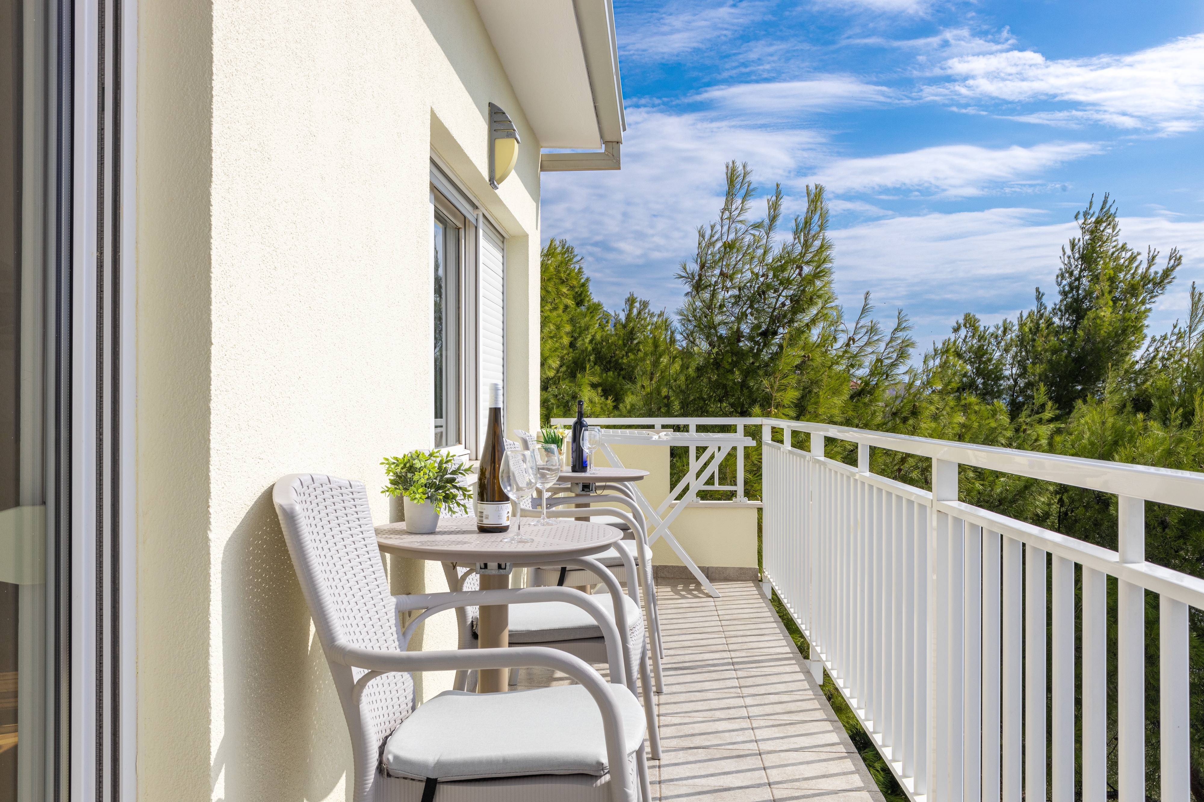Three bedroom apartment with terrace and sea view Duće, Omiš  A-a