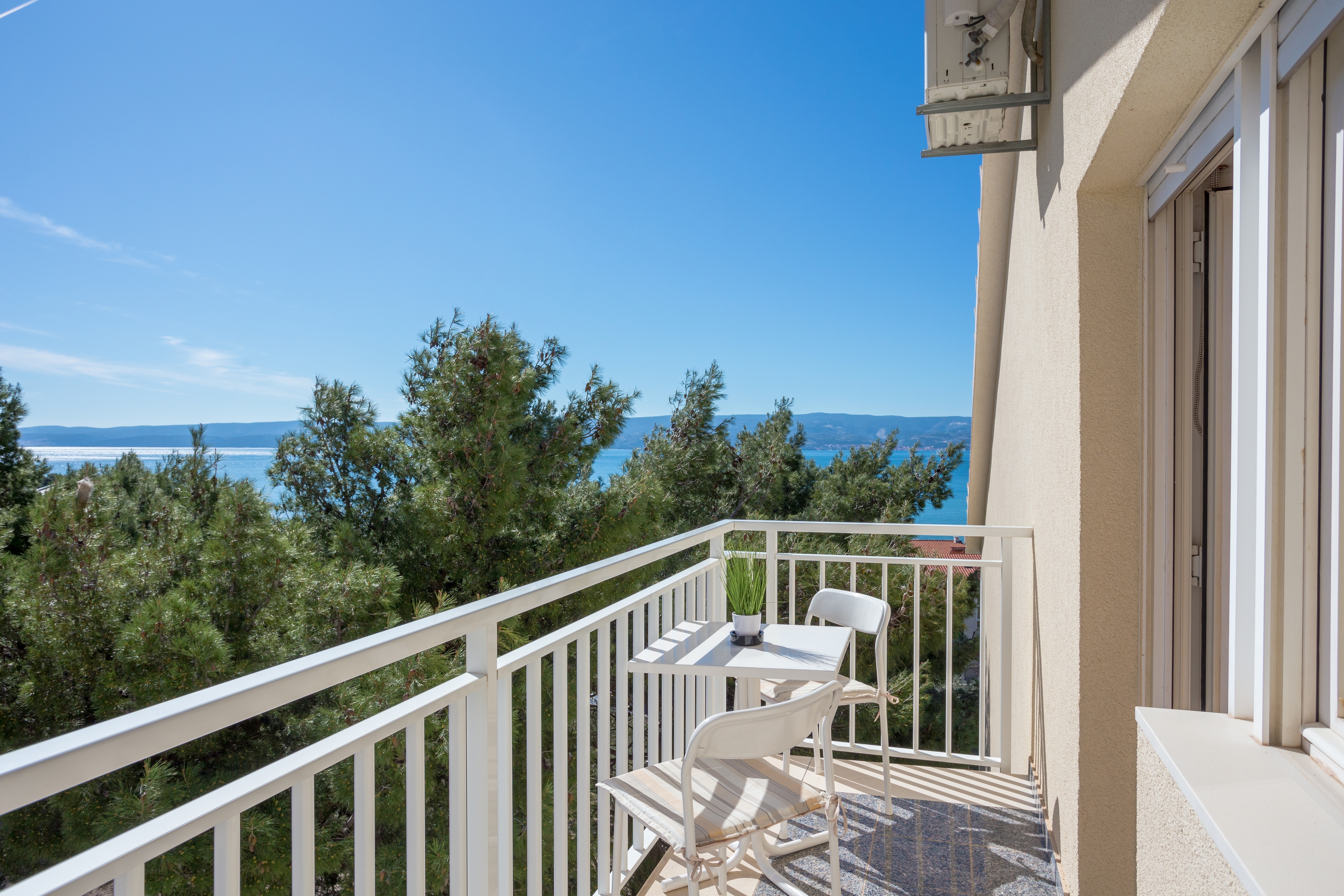 Three bedroom apartment with terrace and sea view Duće, Omiš  A-a
