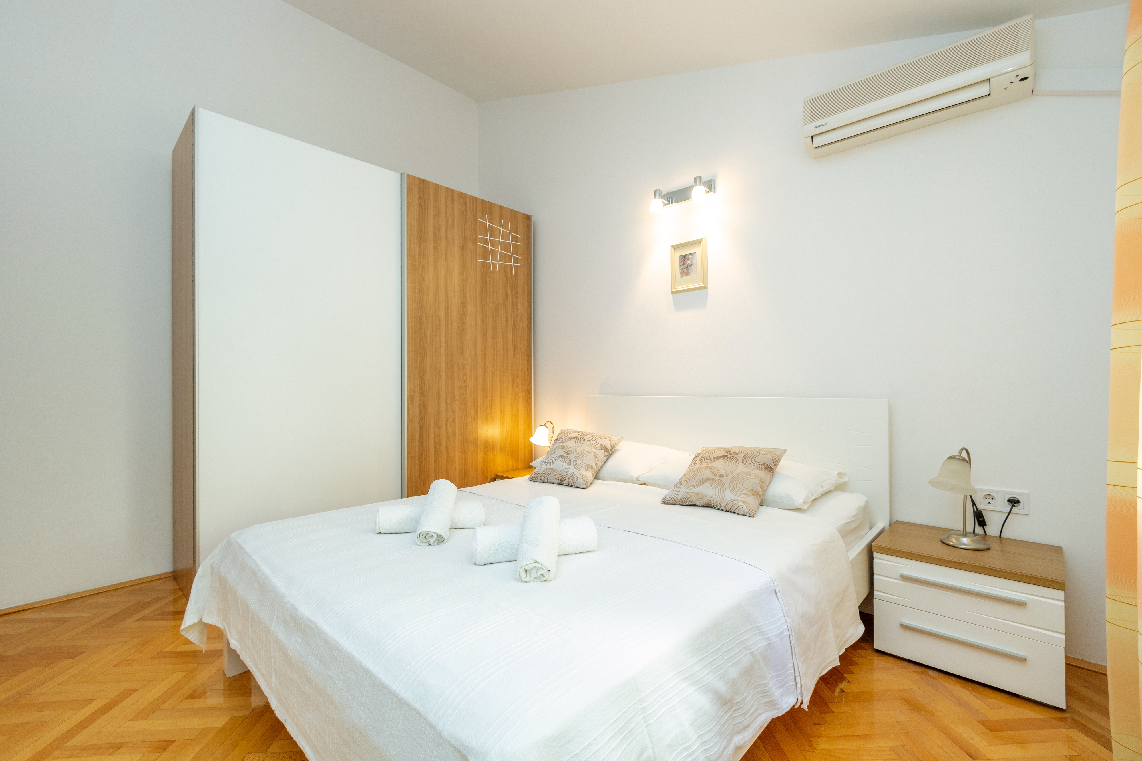 Three bedroom apartment with terrace and sea view Duće, Omiš  A-a