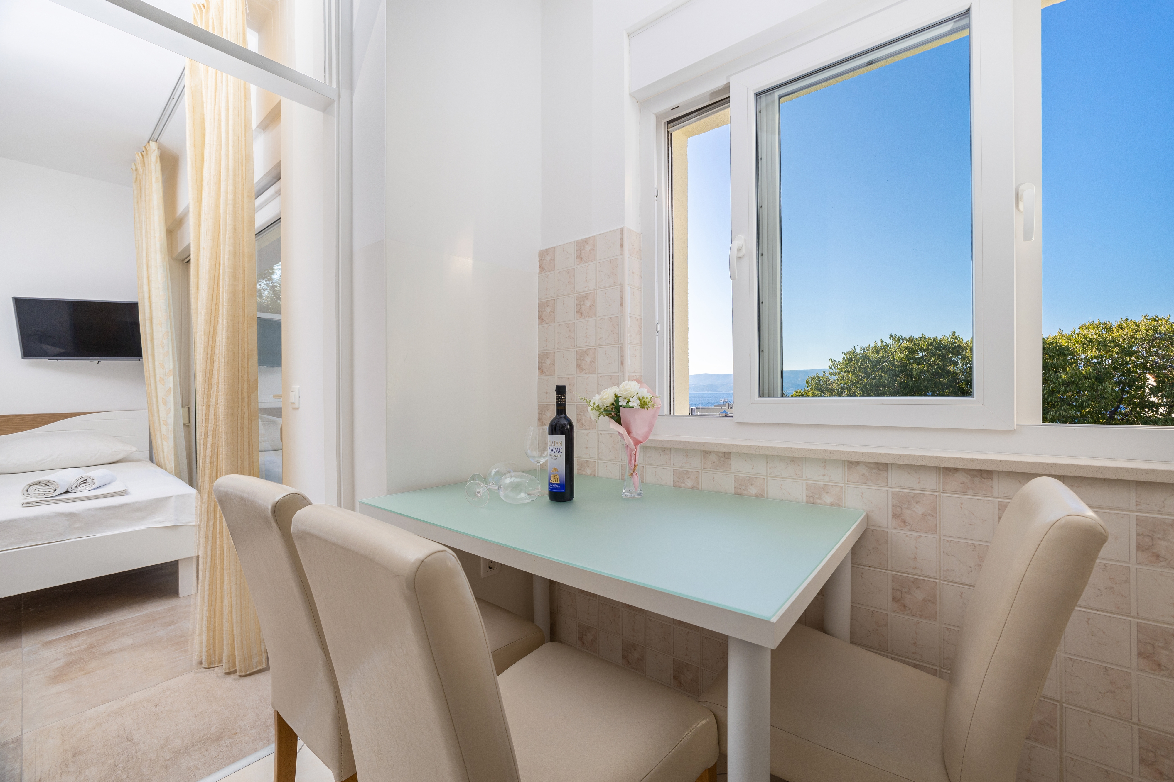 Studio flat with balcony and sea view Duće, Omiš (AS-946-d) Studio flat with balcony and sea view Duće, Omiš (AS-946-d)