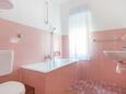 Ванная комната 3 Podstrana, Ванная комната 3 в размещении типа apartment, Домашние животные допускаются и WiFi.