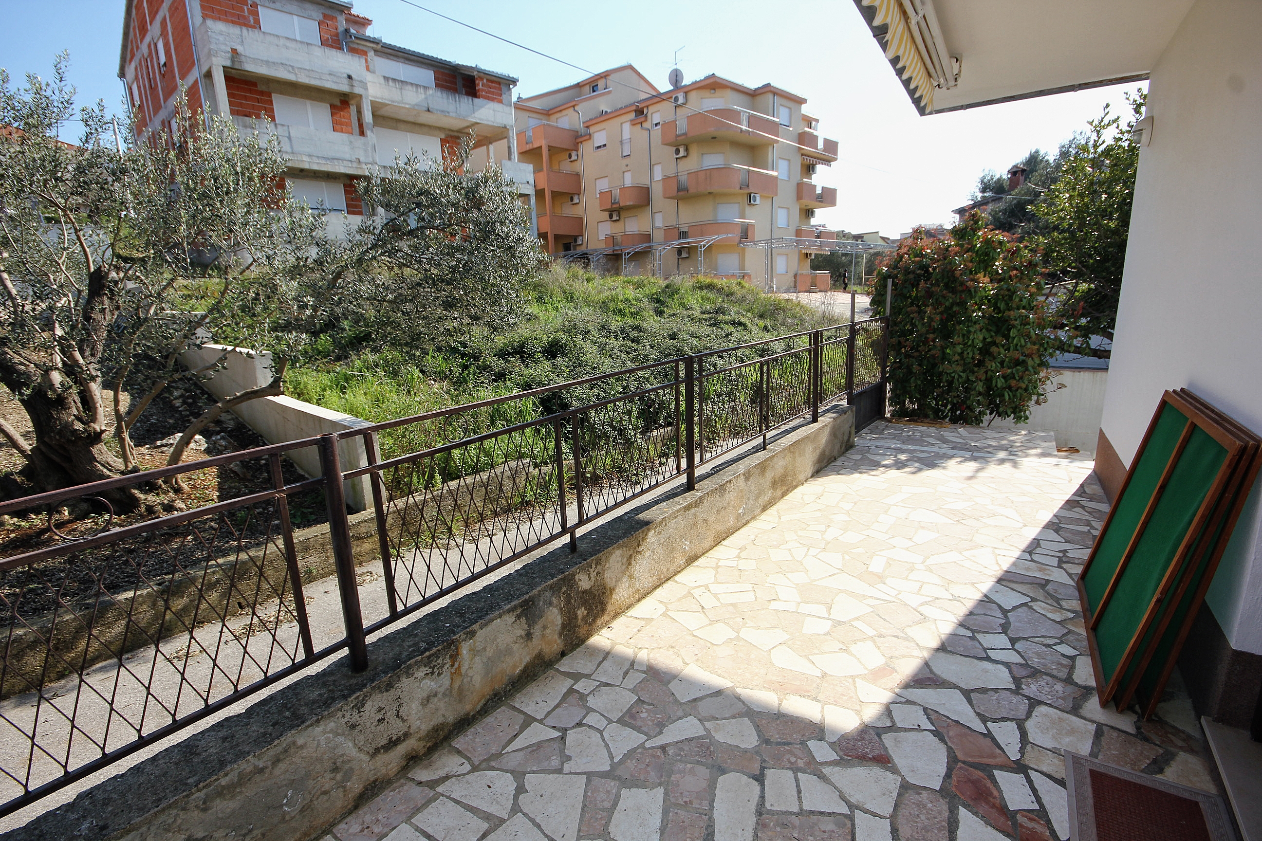 Two bedroom apartment with terrace Okrug Gornji, Čiovo  A-c