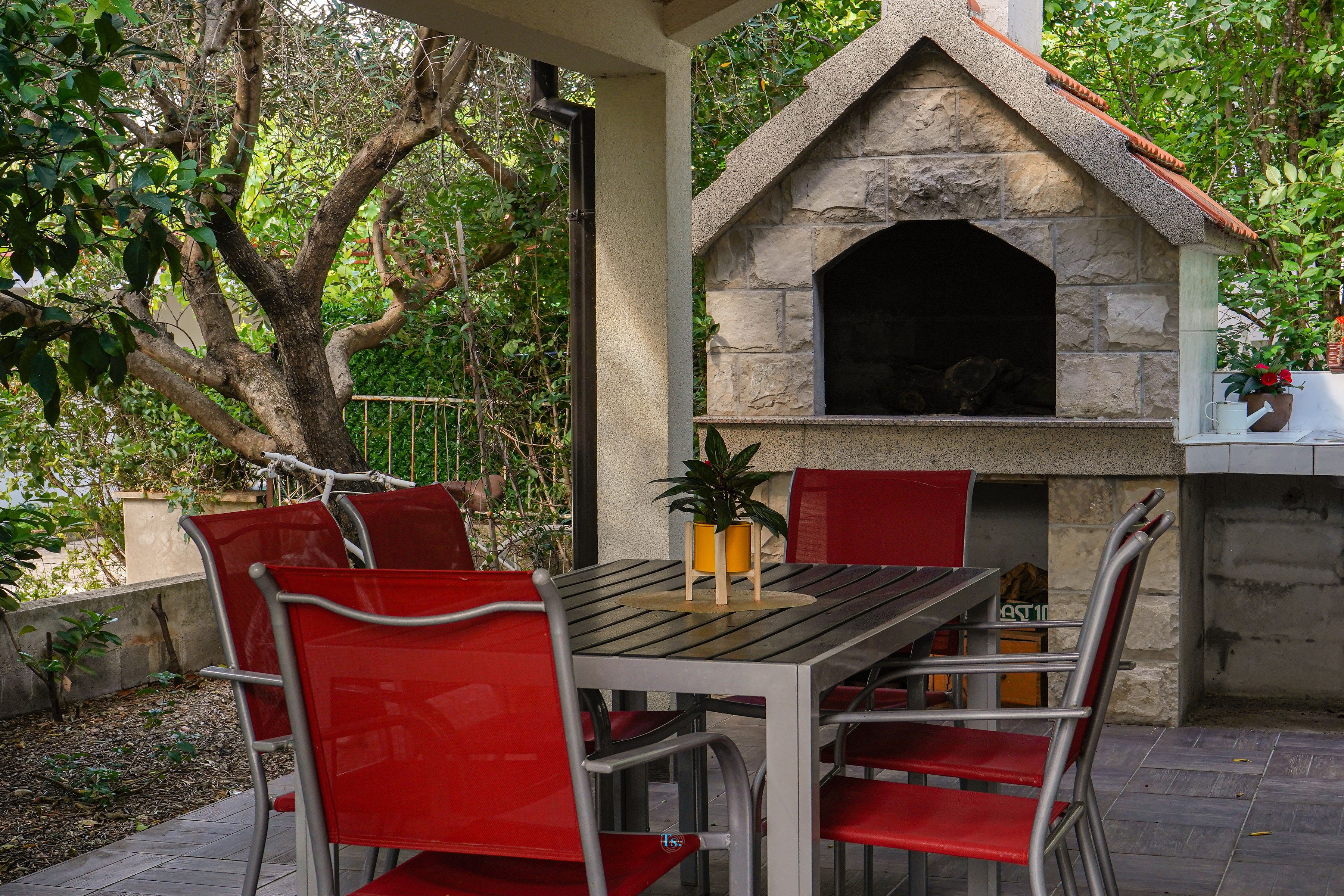 Two bedroom house with terrace Orebić, Pelješac  K