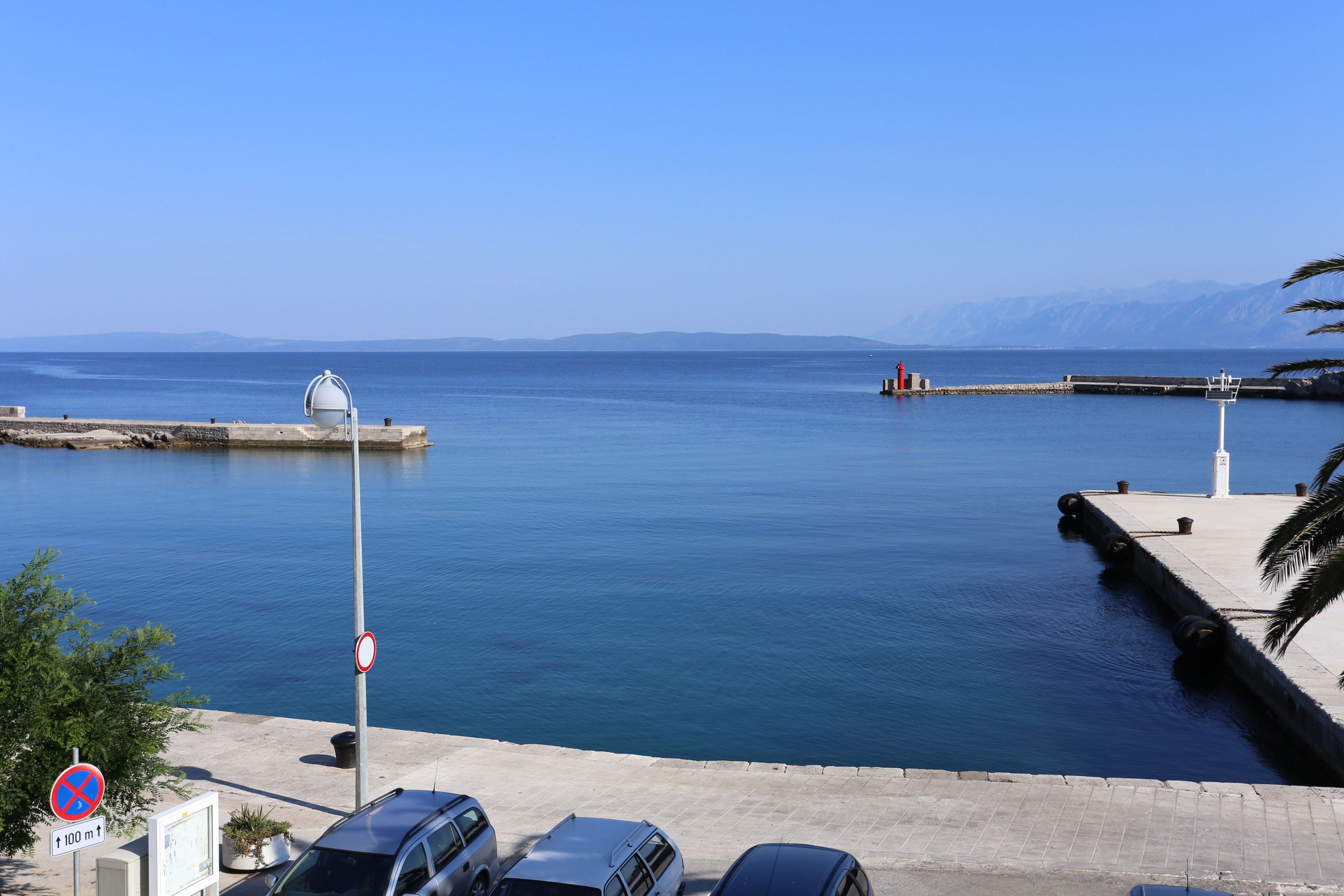 One bedroom apartment with balcony and sea view Trpanj, Pelješac  A-a