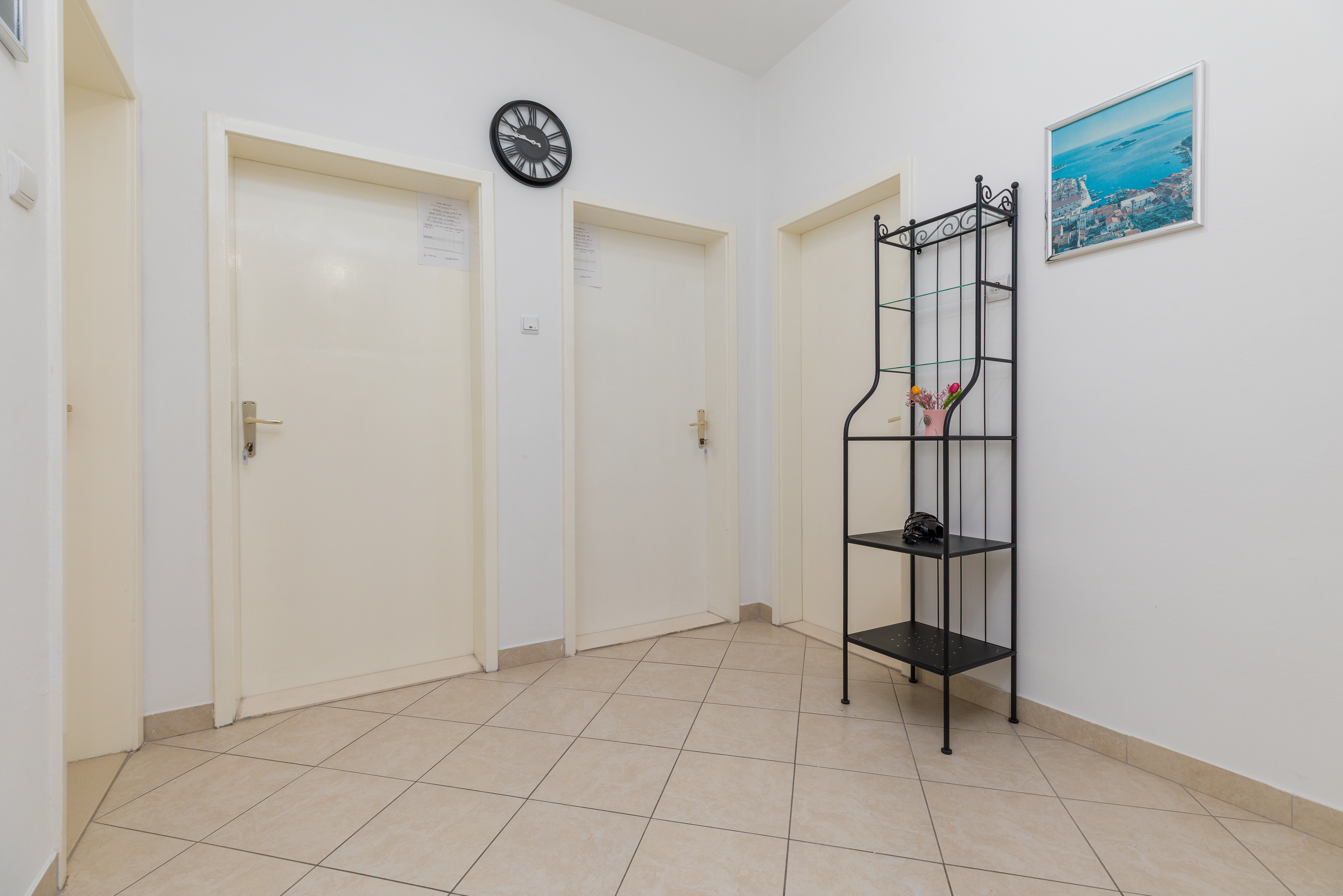 Three bedroom apartment with balcony and sea view Sumpetar, Omiš  A-a