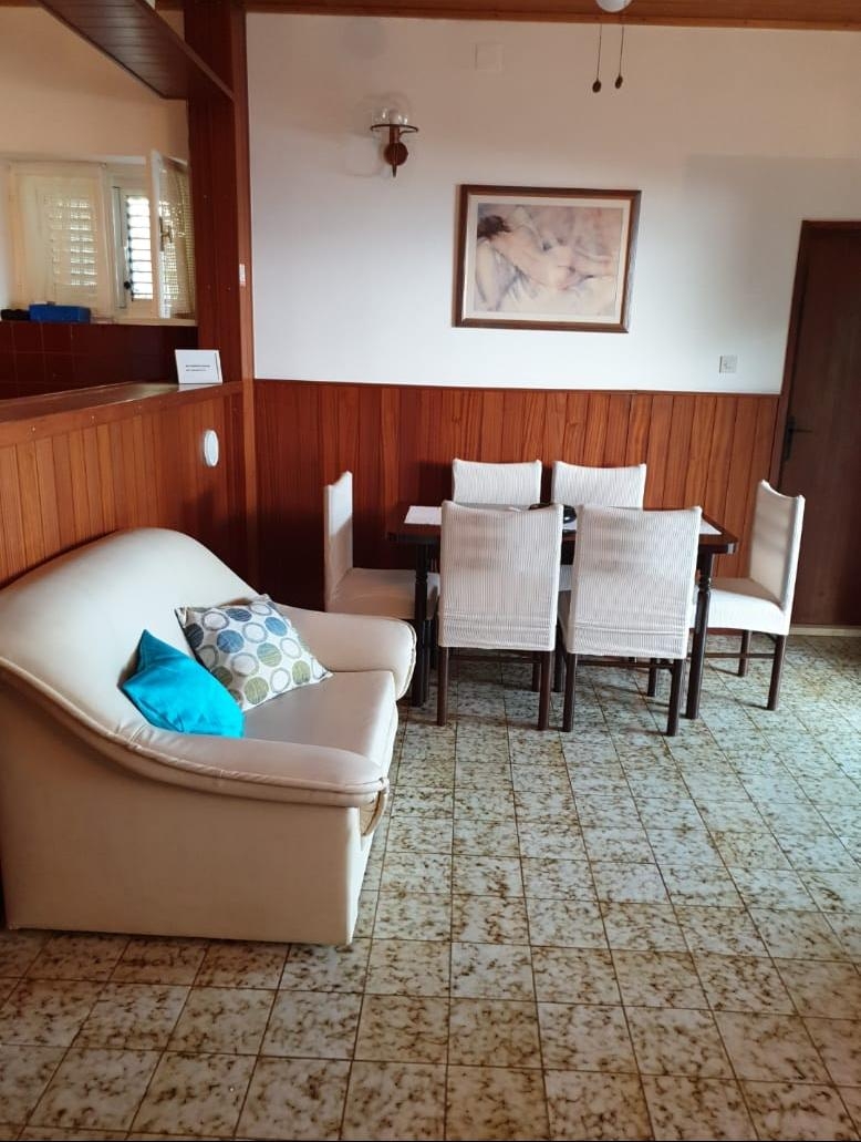Two bedroom house with terrace and sea view Nemira, Omiš  K