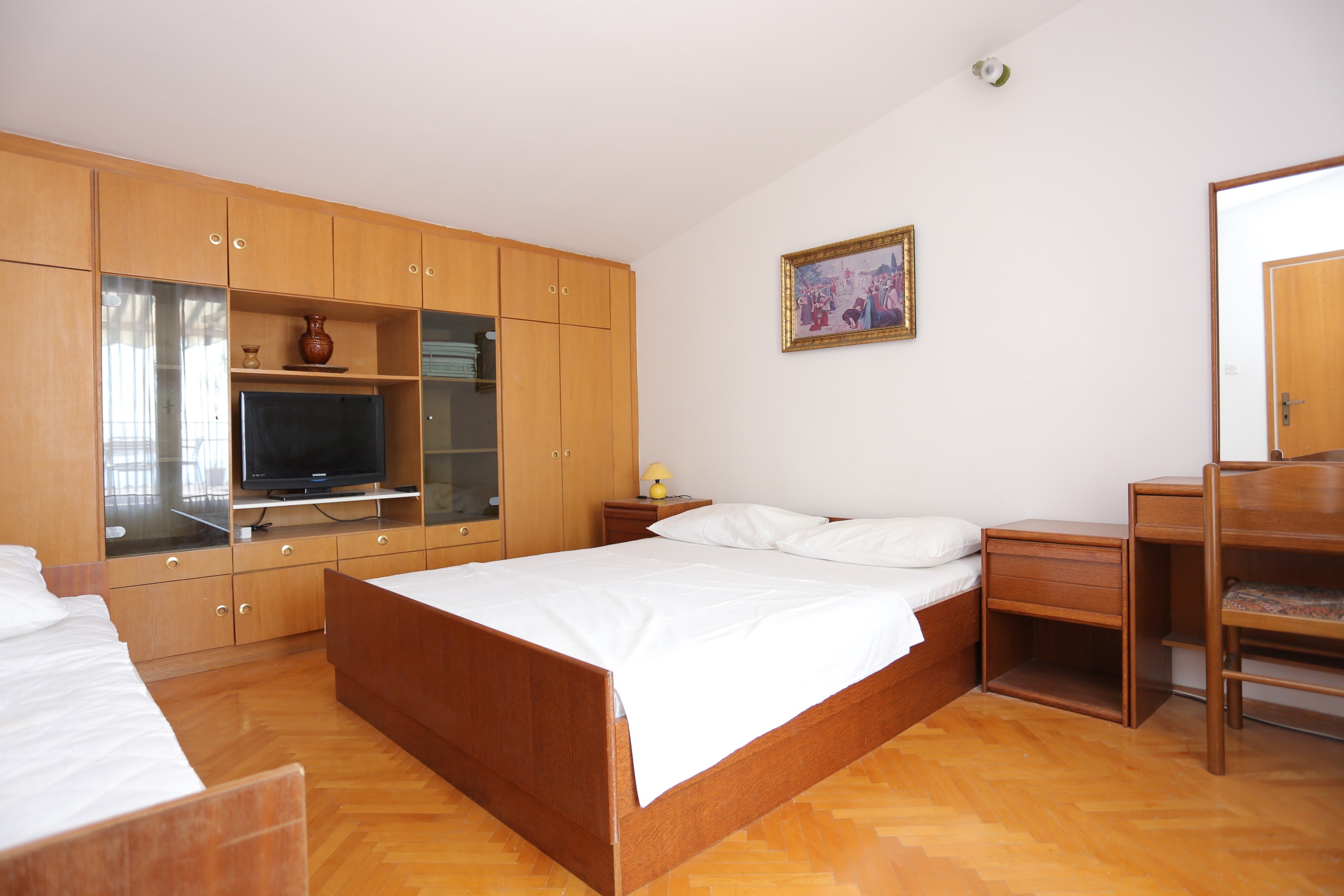 Three bedroom apartment with terrace and sea view Makarska  A-a