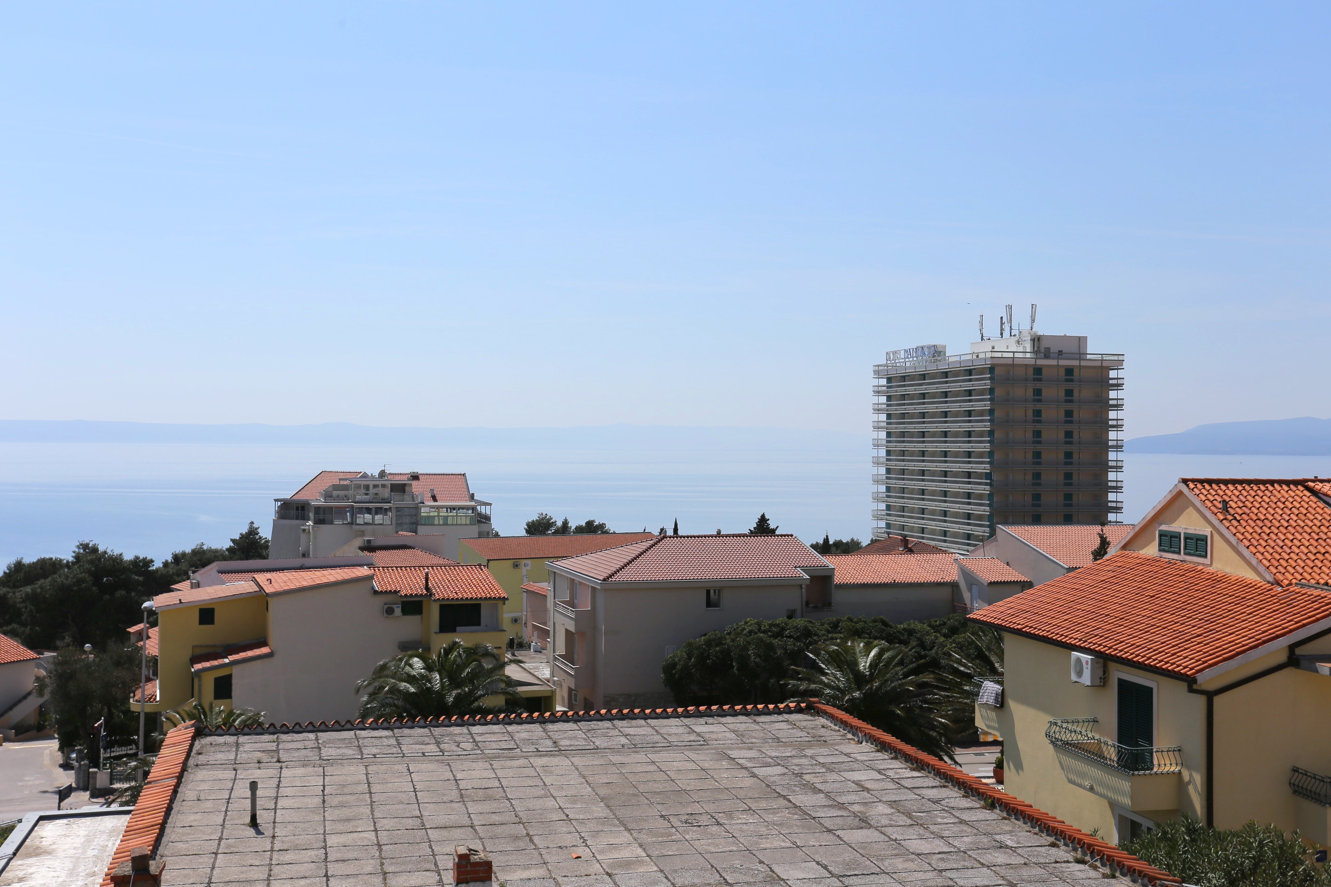 Three bedroom apartment with terrace and sea view Makarska  A-a