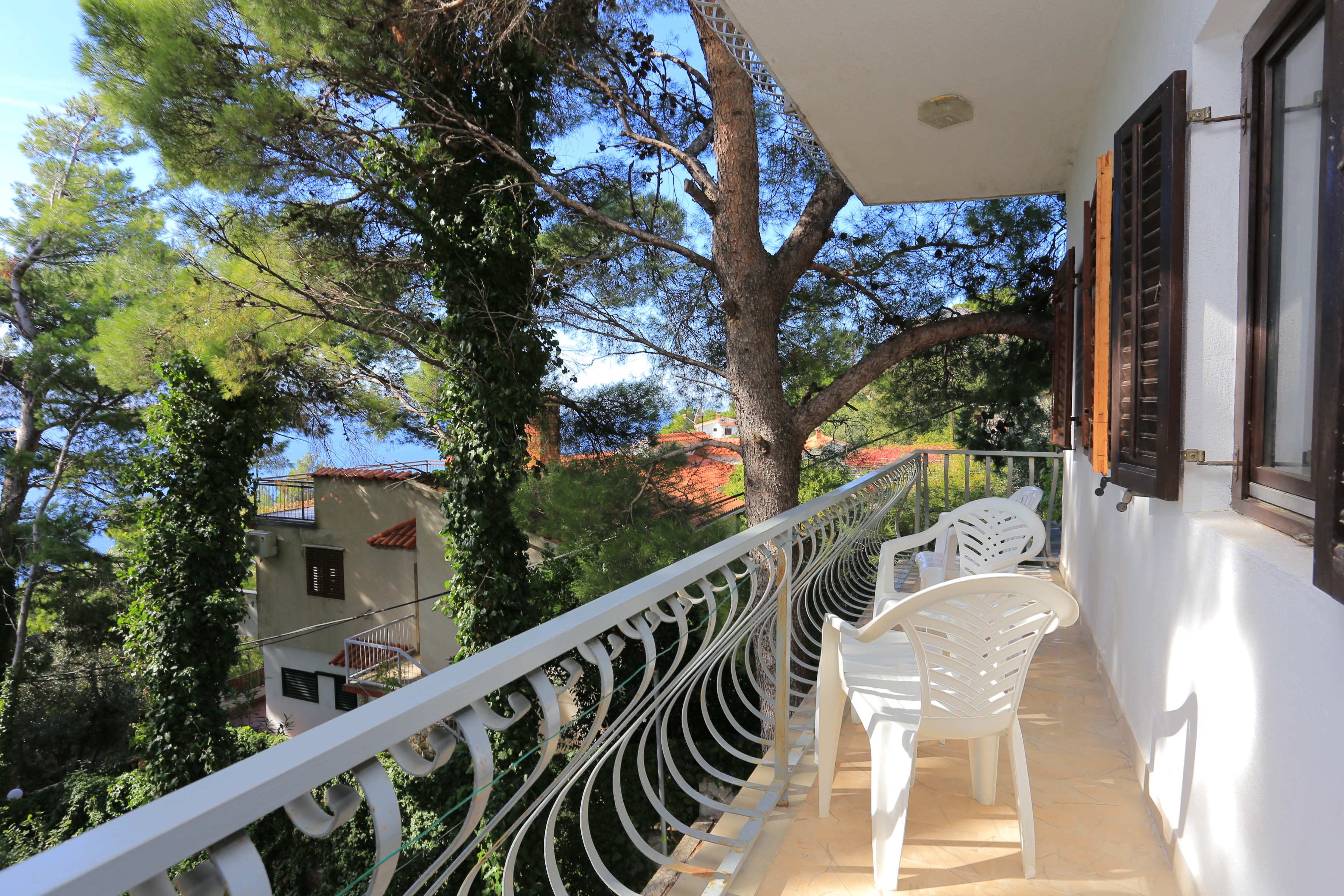 Three bedroom apartment with balcony and sea view Marušići, Omiš  A-b