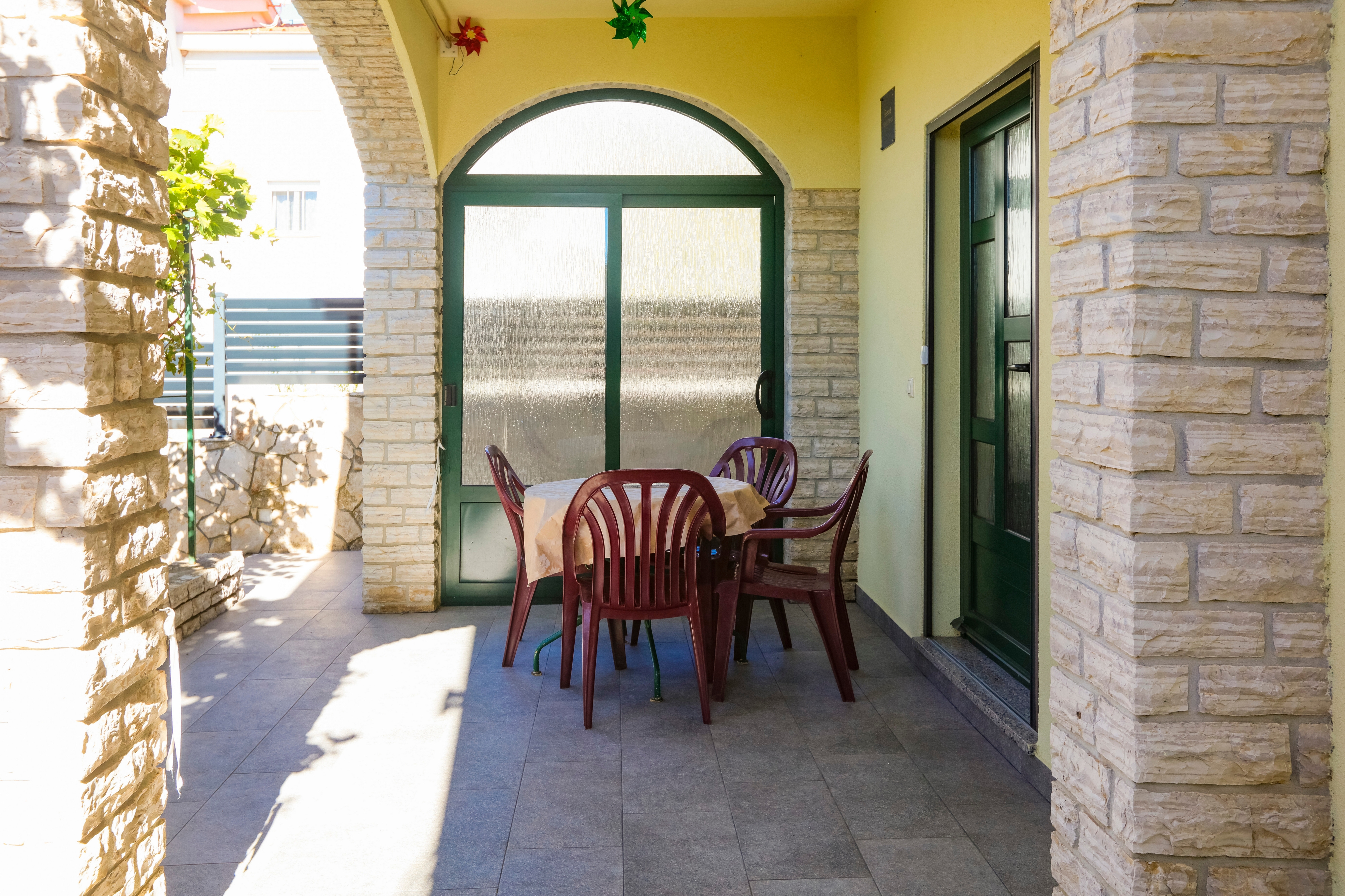 Two bedroom apartment near beach Žaborić, Šibenik  A-b