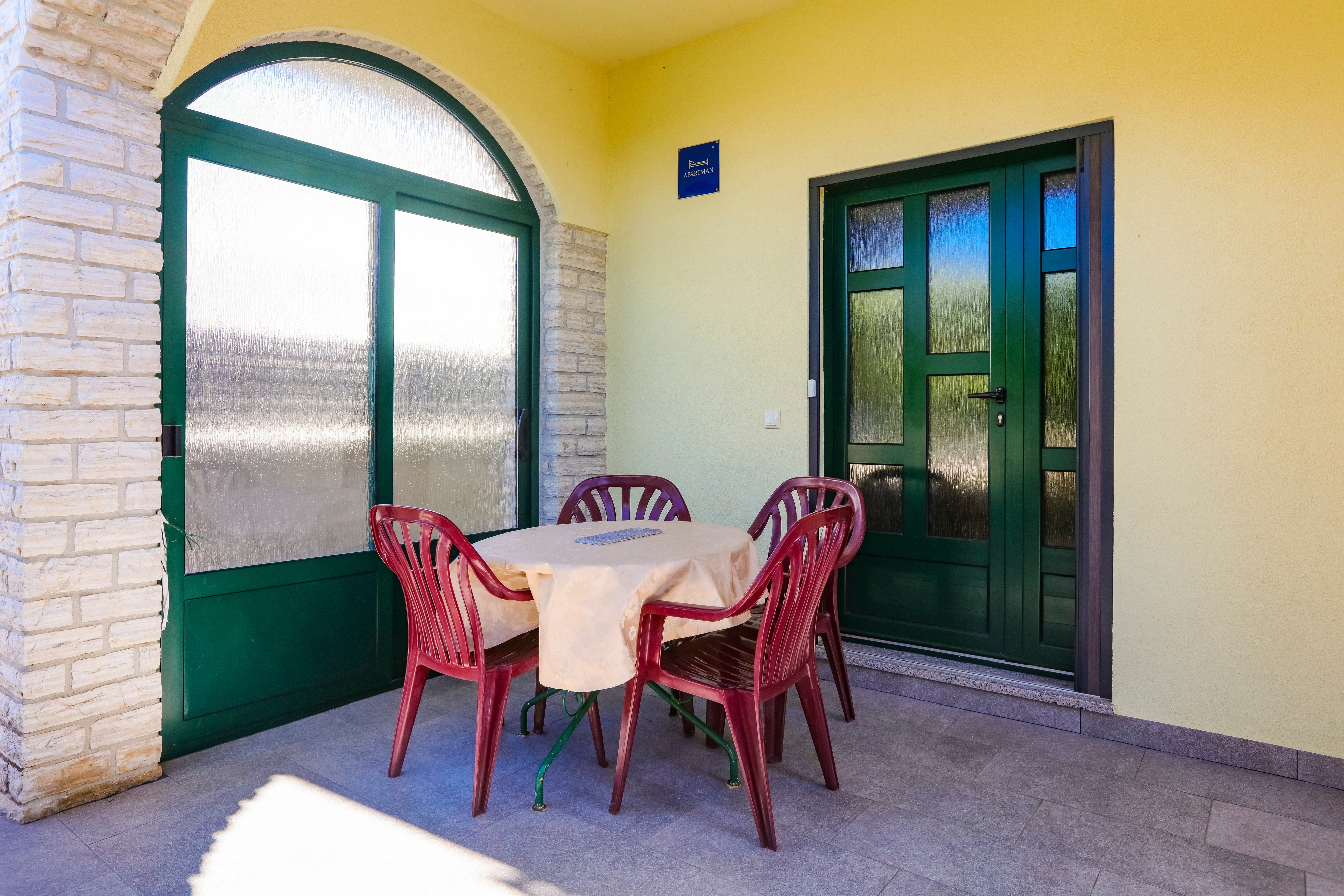 Two bedroom apartment near beach Žaborić, Šibenik  A-b