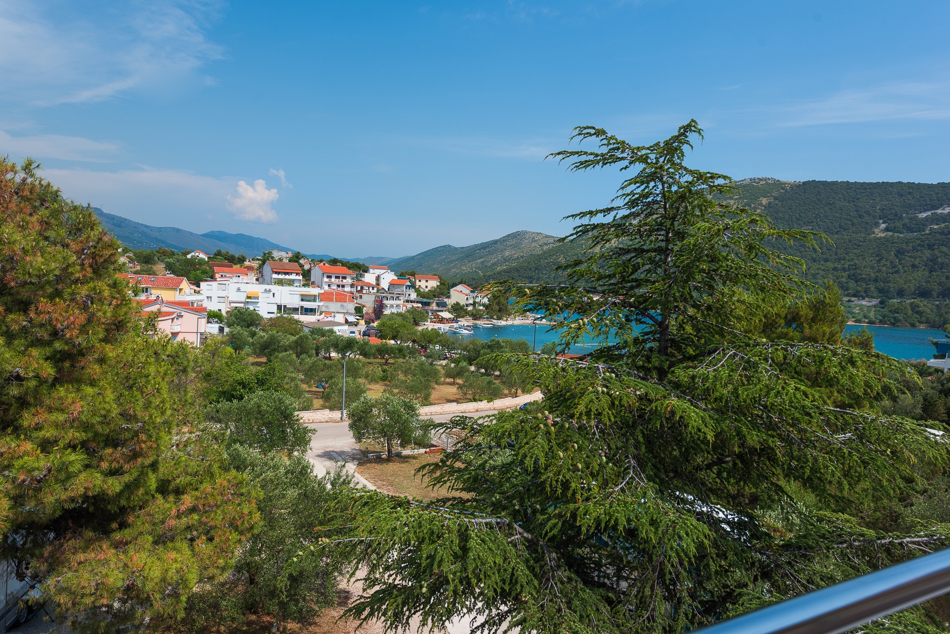 One bedroom apartment with terrace and sea view Grebaštica, Šibenik  A-a