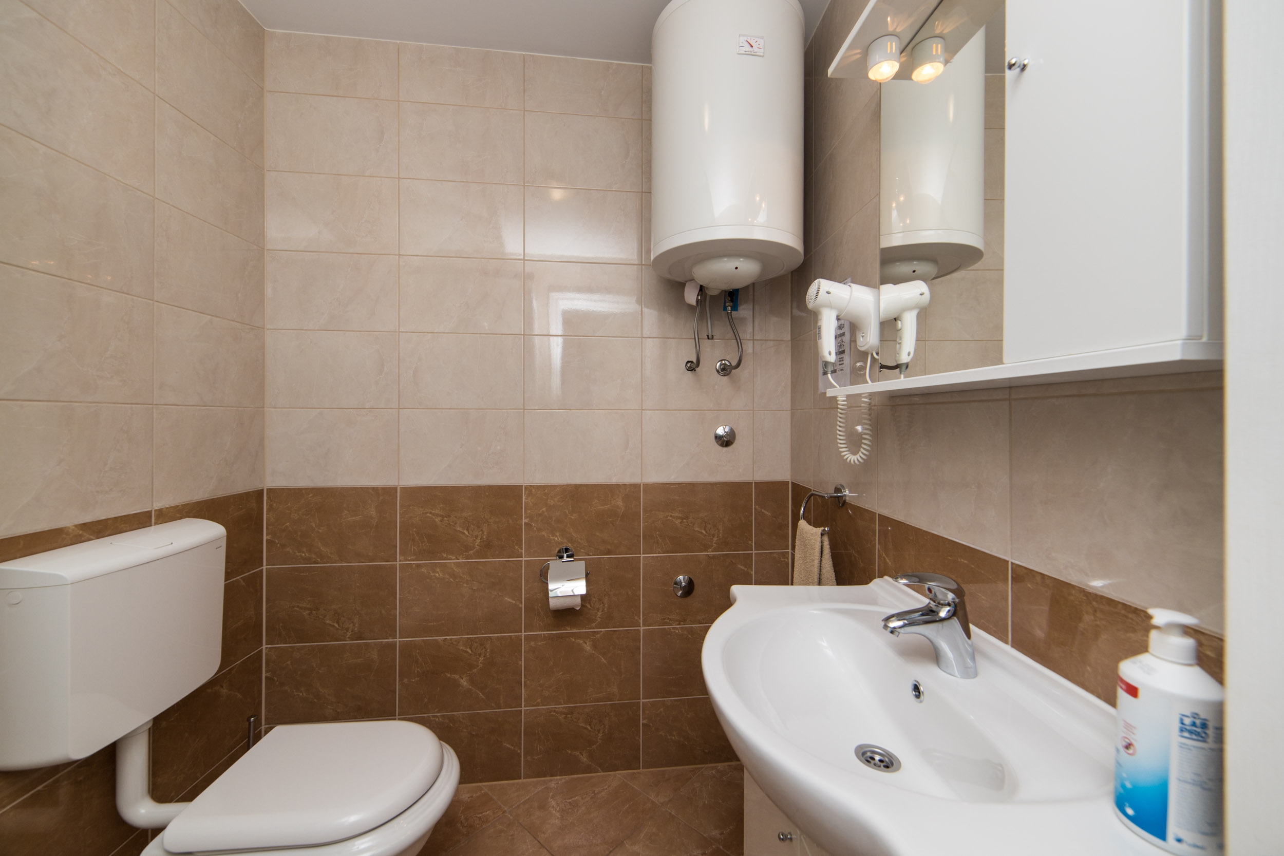Studio flat with balcony and sea view Drvenik Donja vala, Makarska  AS-b