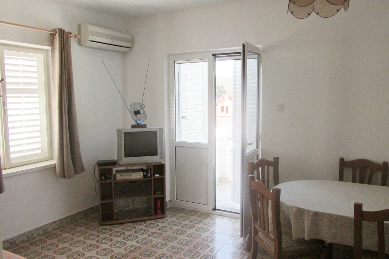 Top Ugljan Sušica Top Ugljan Sušica