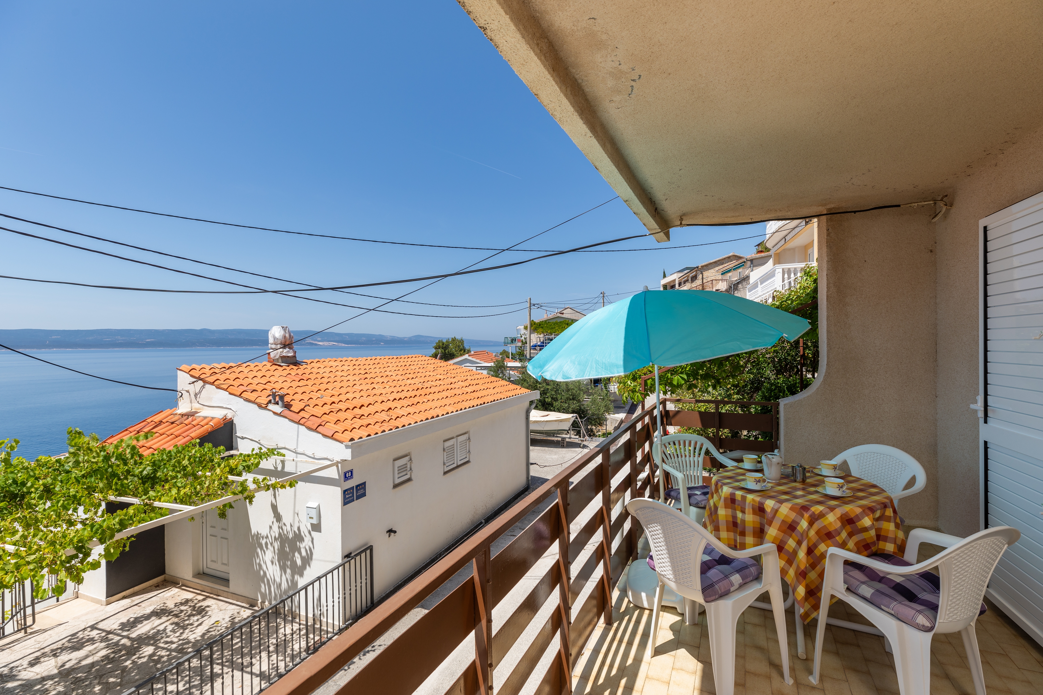 One bedroom apartment with balcony and sea view Pisak, Omiš  A-b
