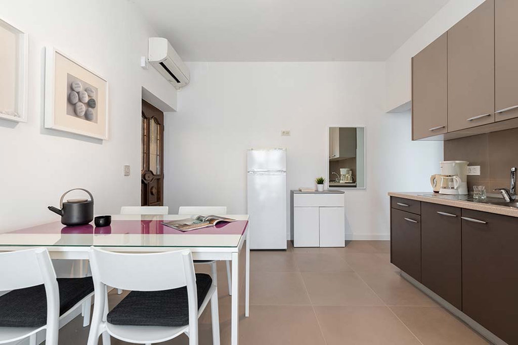 One bedroom apartment with terrace and sea view Rabac, Labin  A-c