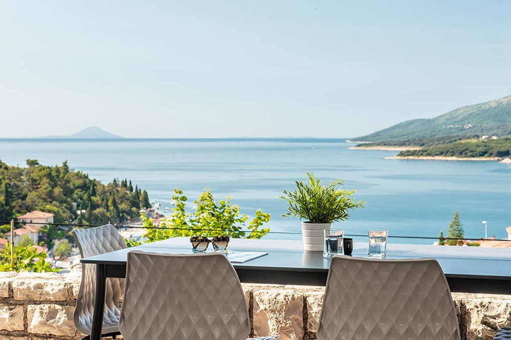 One bedroom apartment with terrace and sea view Rabac, Labin  A-c
