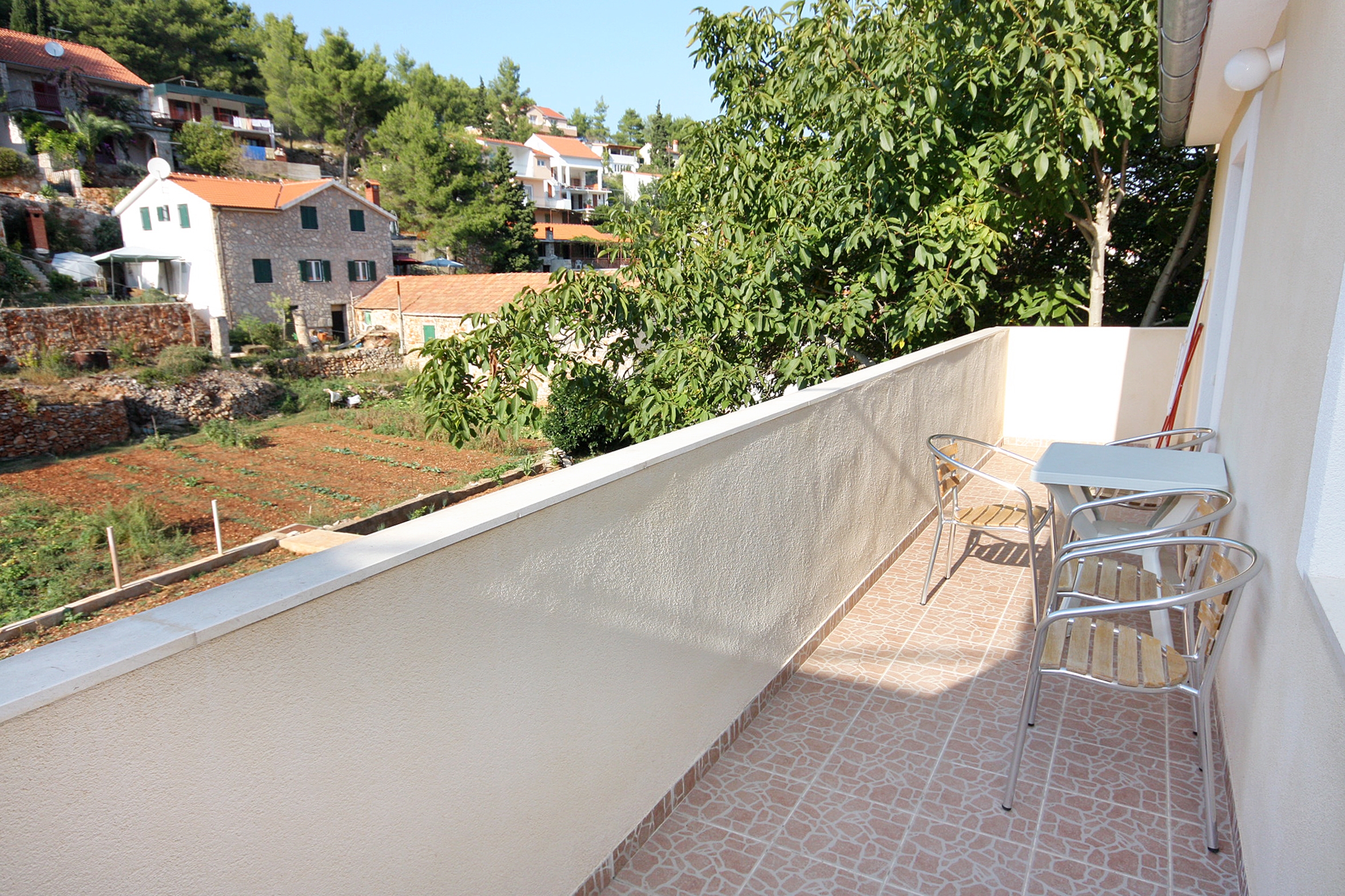 Top Hvar Basina Top Hvar Basina