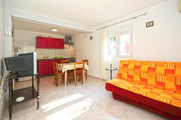 Dining room Hvar, Dining room in the apartment, dostupna klima i WIFI.
