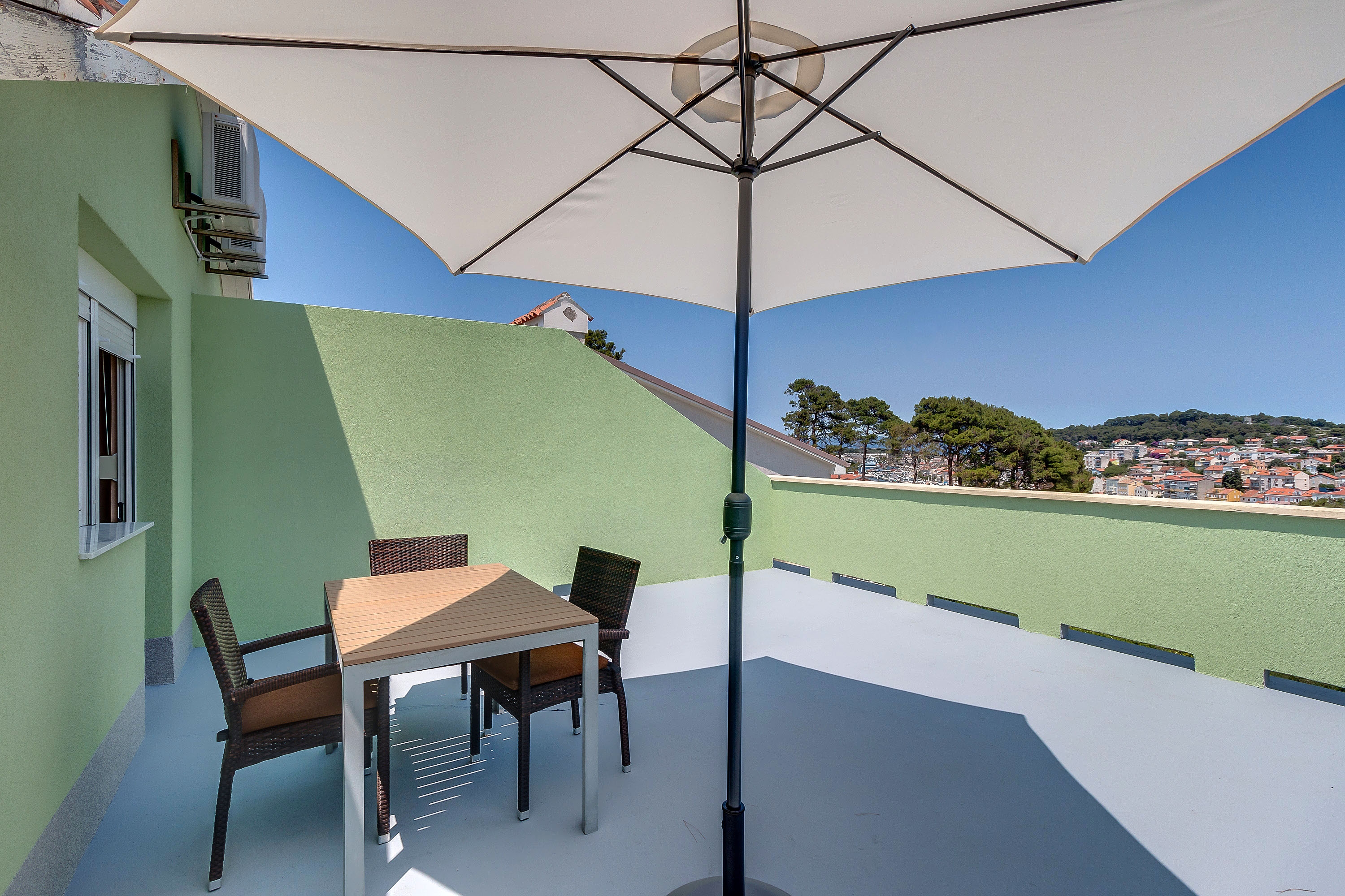 Studio flat with terrace and sea view Mali Lošinj, Lošinj  AS-b