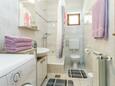 Salle de bain Okrug Gornji, Salle de bain dans l’hébergement en type apartment, animaux acceptés et WiFi.