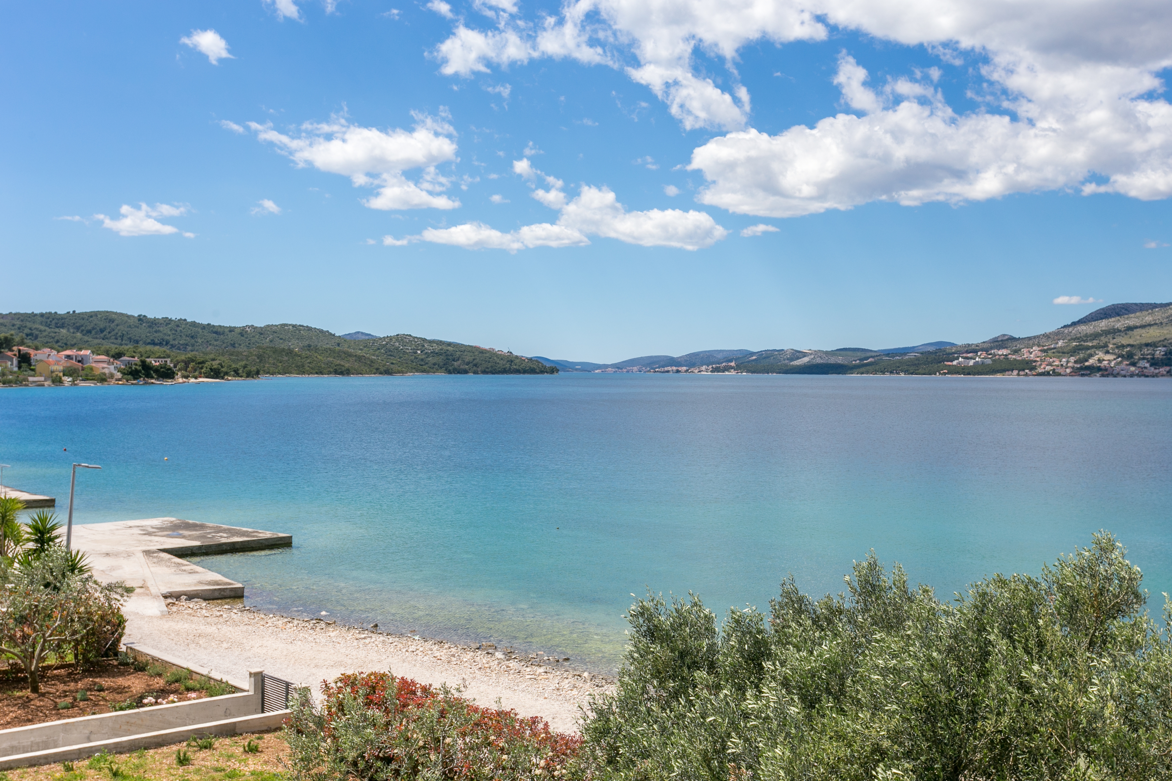 One bedroom apartment near beach Okrug Gornji, Čiovo  A-a