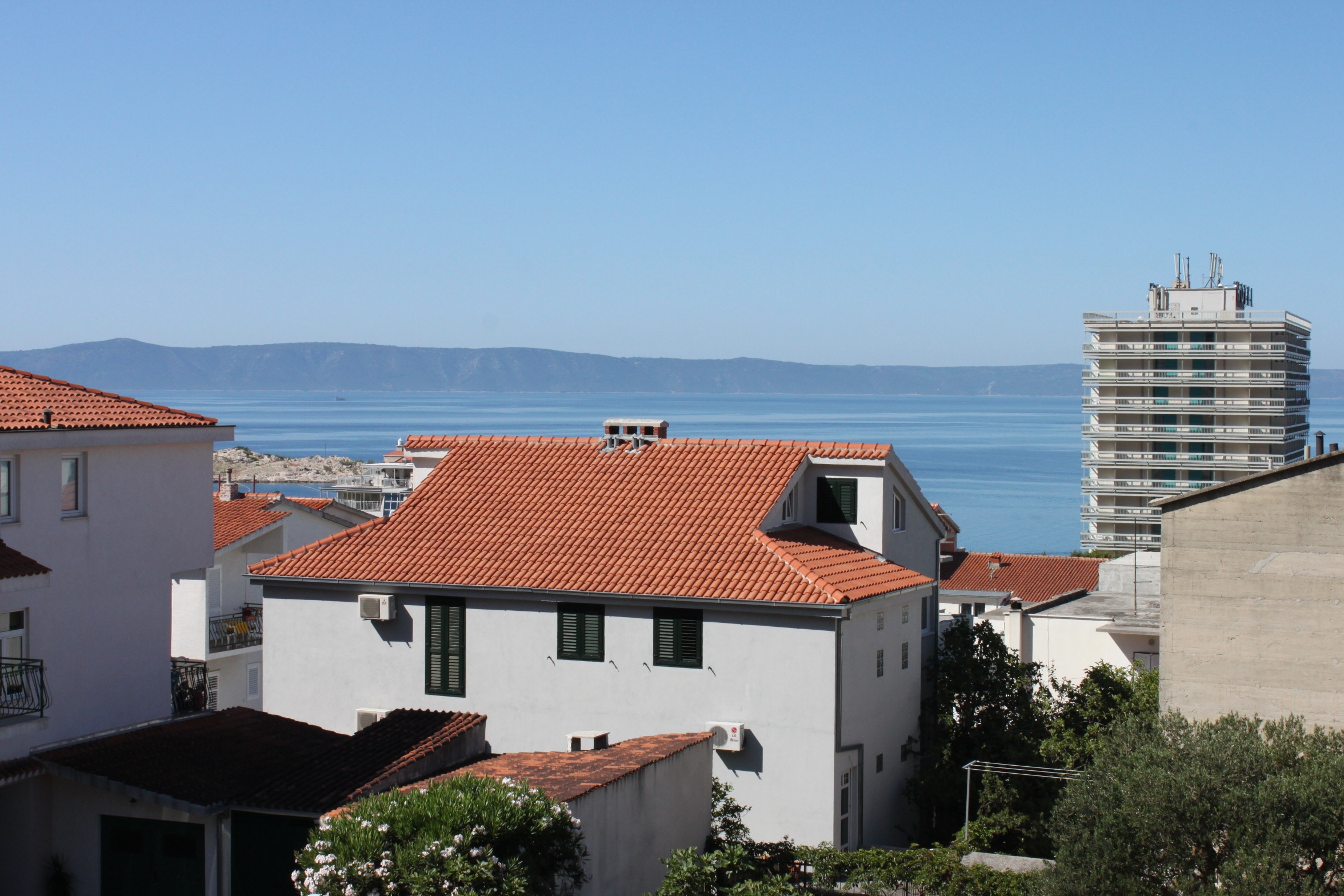 Two bedroom apartment with balcony and sea view Makarska  A-a