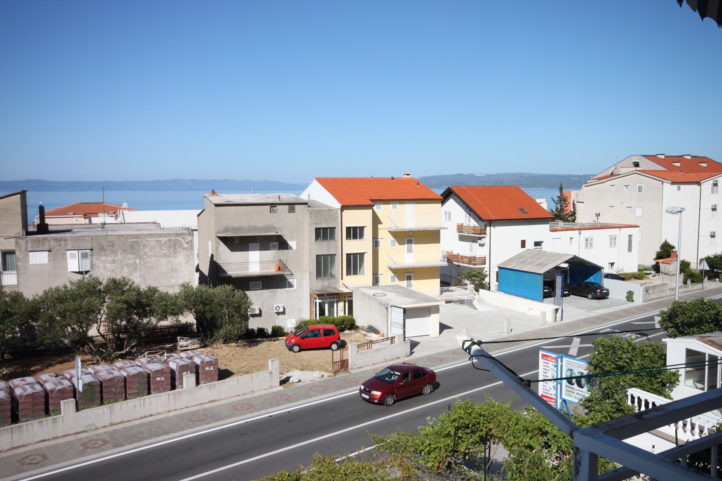 Two bedroom apartment with balcony and sea view Makarska  A-a