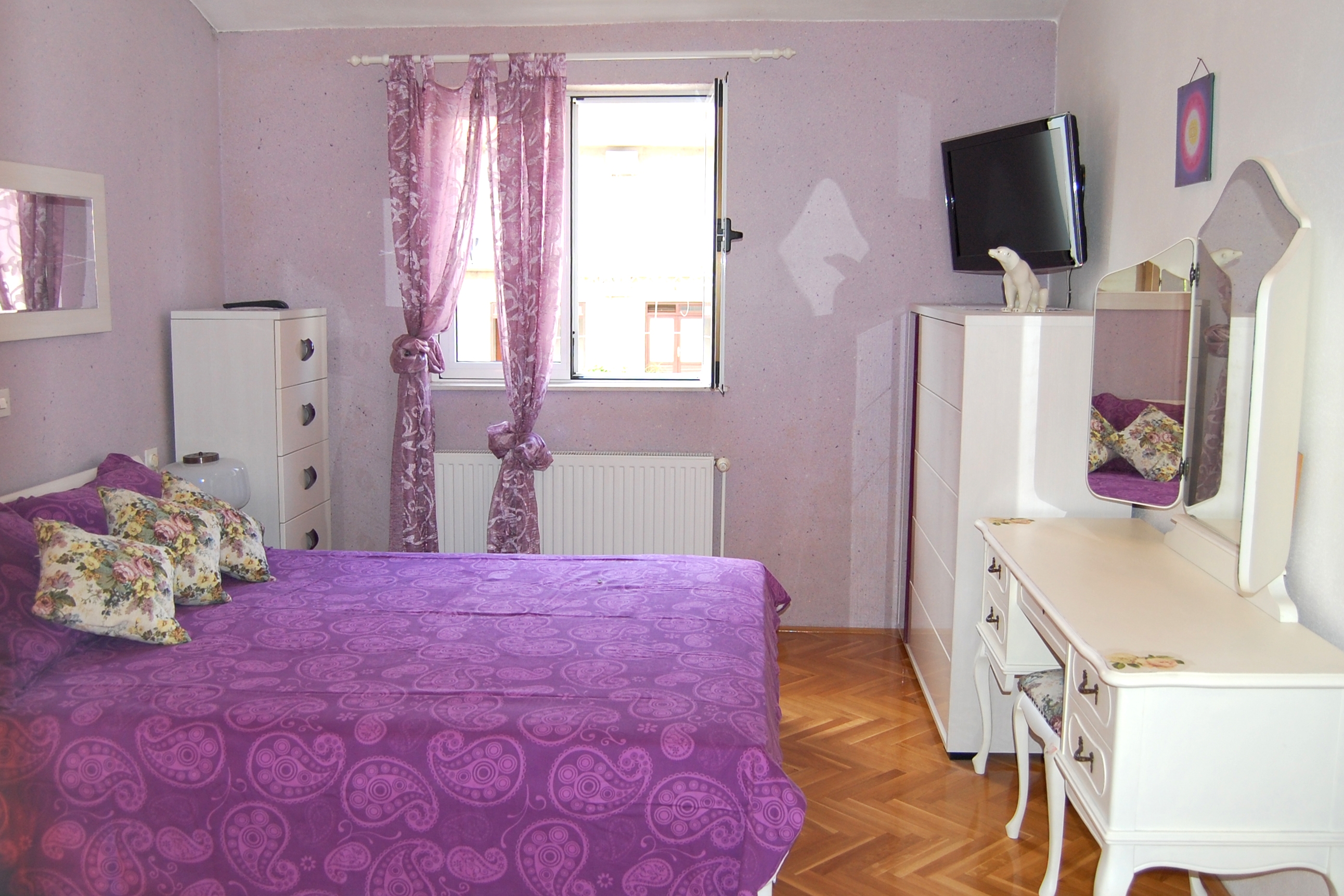 Two bedroom apartment with balcony and sea view Makarska  A-a