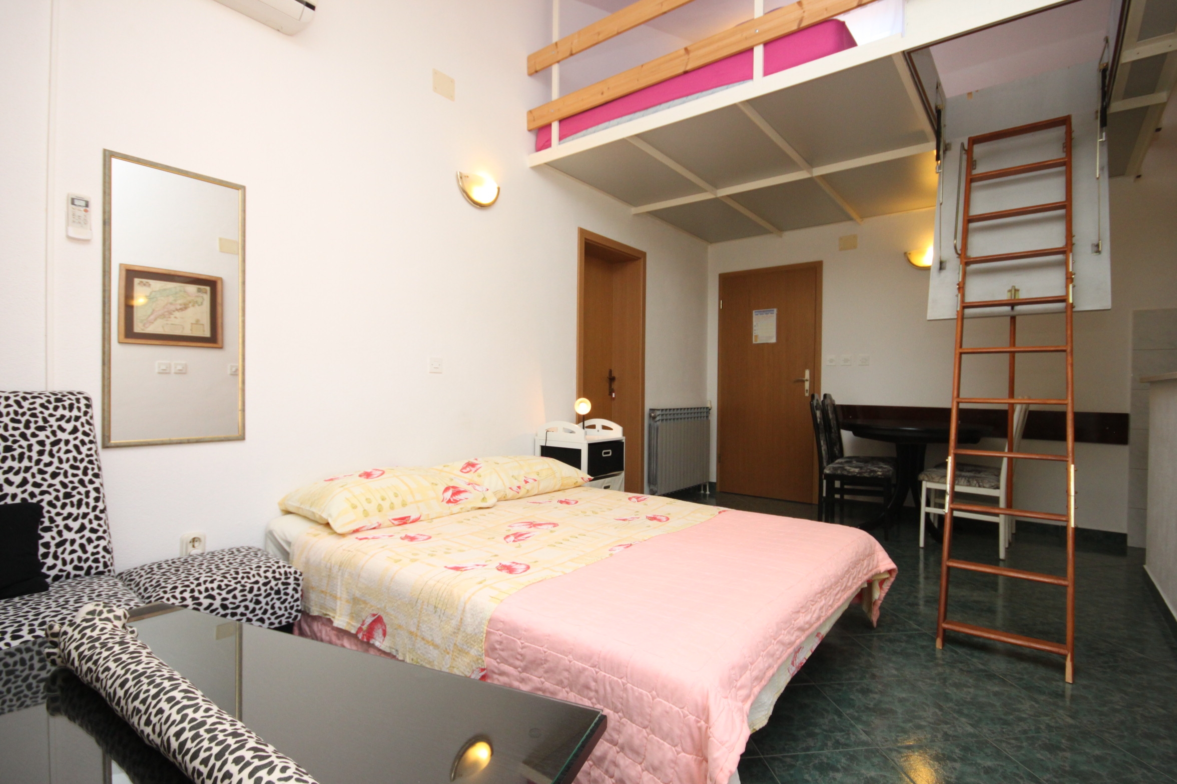 Studio flat with terrace and sea view Makarska  AS-a