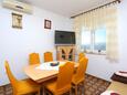 Dining room Mali Rat, Dining room in the apartment, air condition available and WiFi.