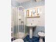 Rovinj, Baño in the studio-apartment, WiFi.