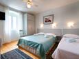 Bedroom Komiža, Bedroom in the studio-apartment, air condition available, (pet friendly) and WiFi.