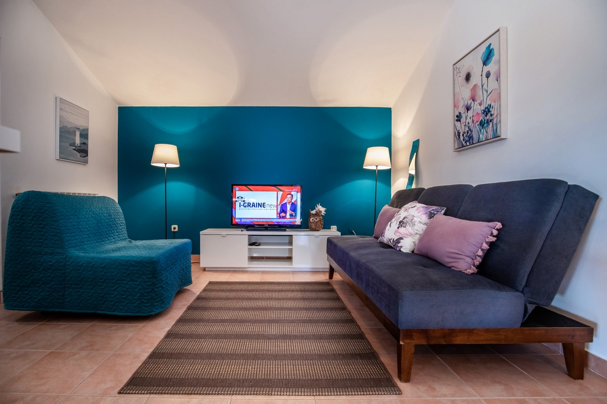 One bedroom apartment with terrace Valbandon, Fažana (A-9708-c)