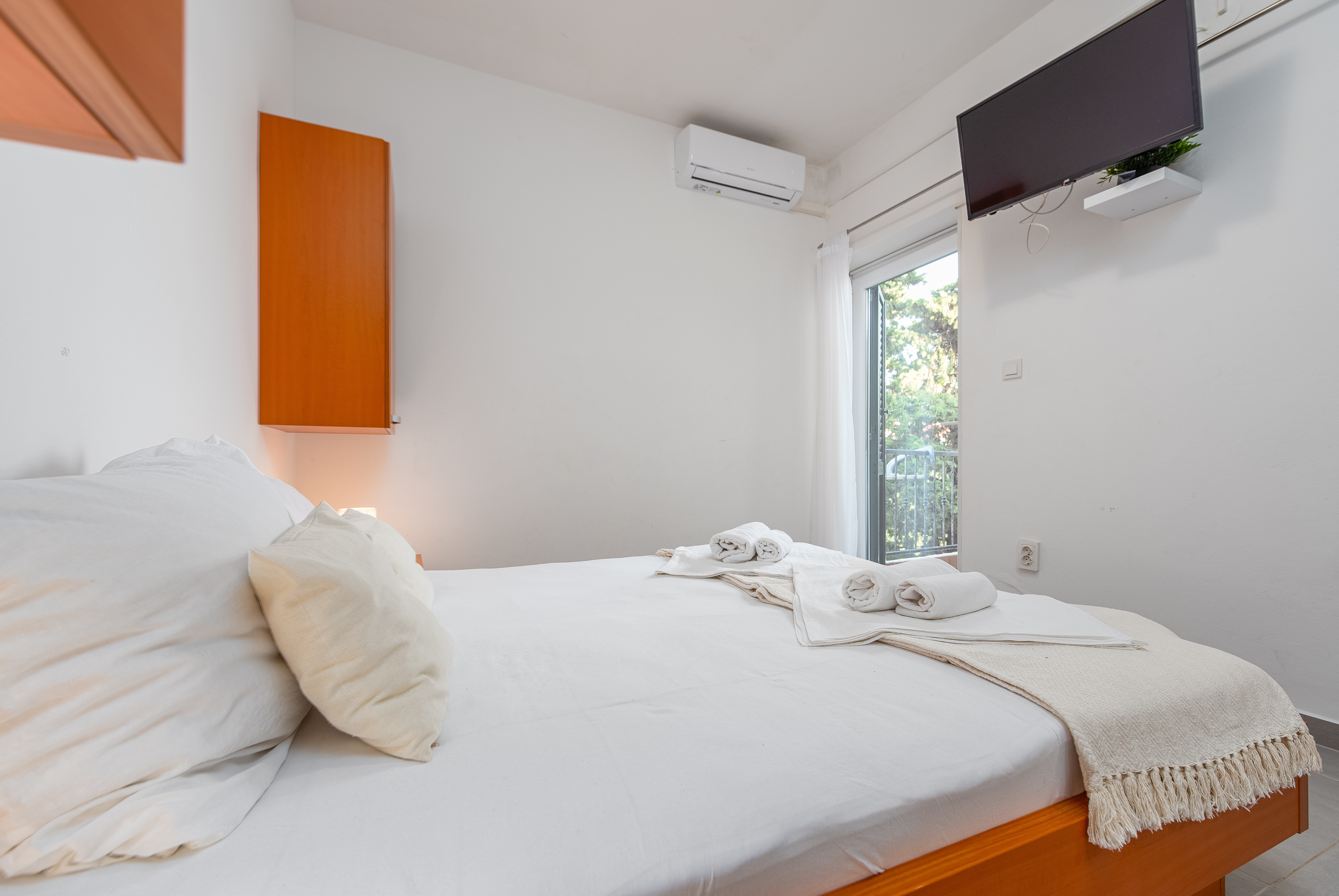 One bedroom apartment near beach Stara Novalja, Pag (A-9710-a) One bedroom apartment near beach Stara Novalja, Pag (A-9710-a)