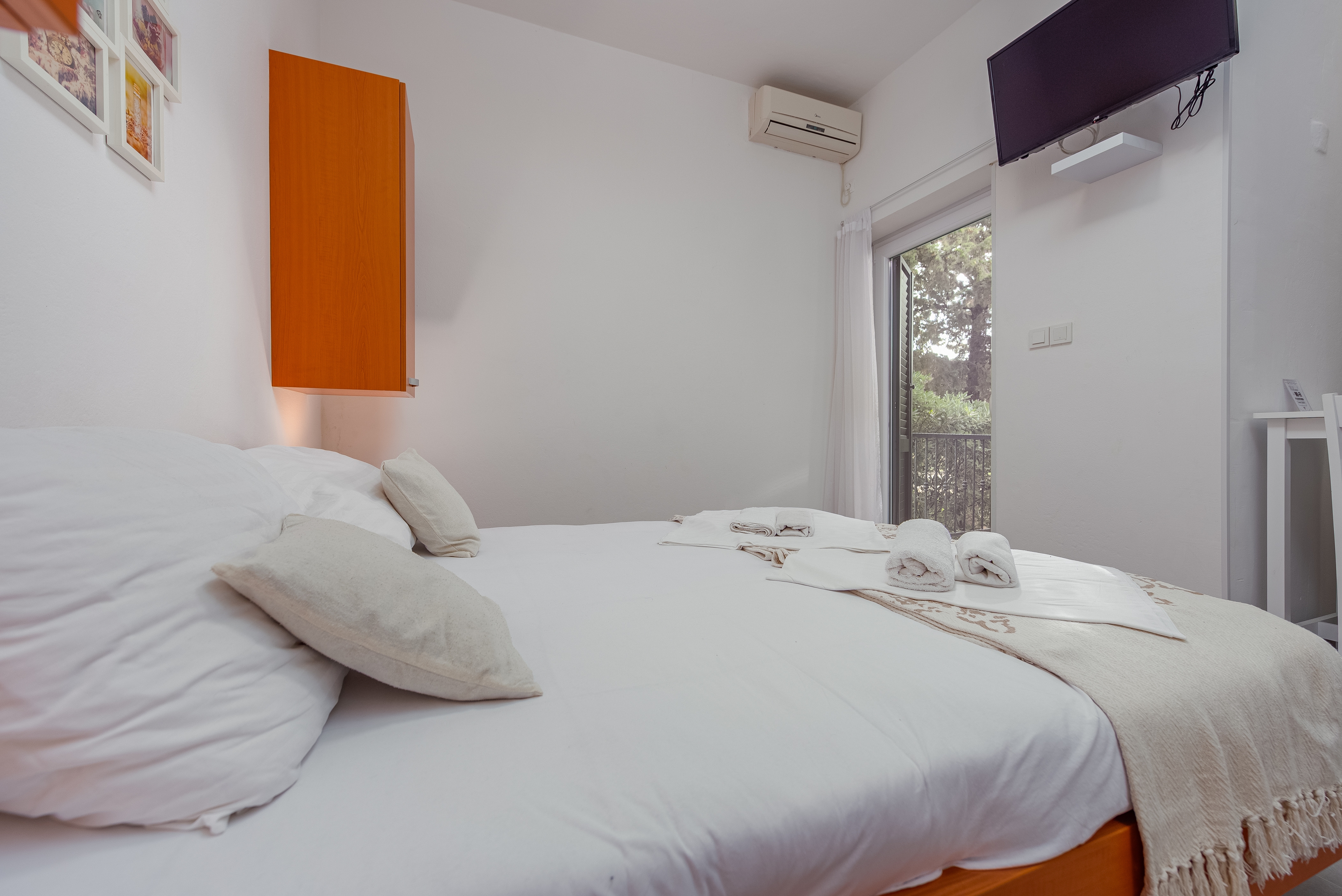 Studio flat near beach Stara Novalja, Pag (AS-9710-a)