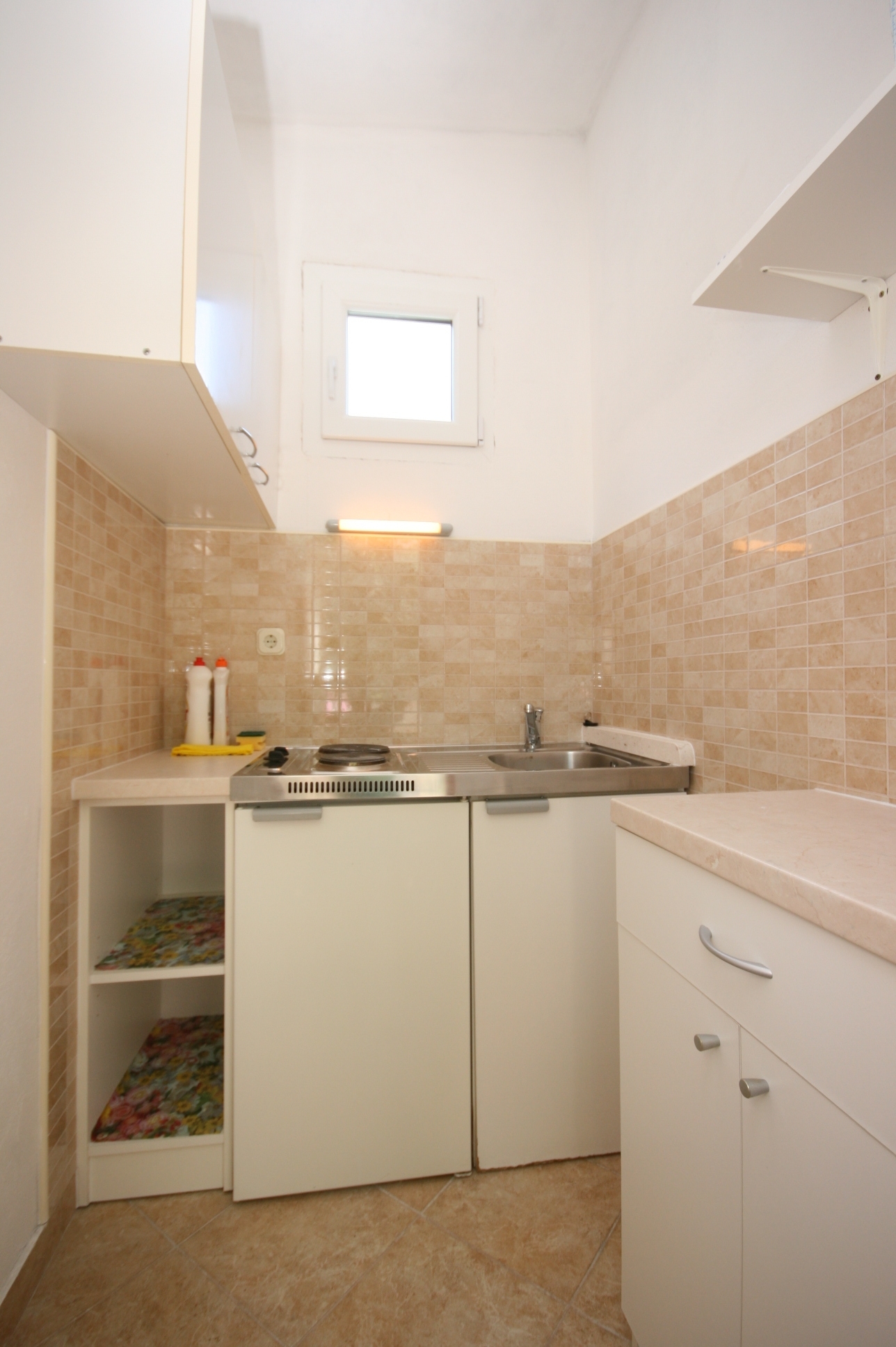 Studio flat with terrace and sea view Podaca, Makarska (AS-9712-a)