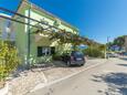 Podaca, Makarska, Aparcamiento 9712 - Apartamentos near sea with pebble beach.