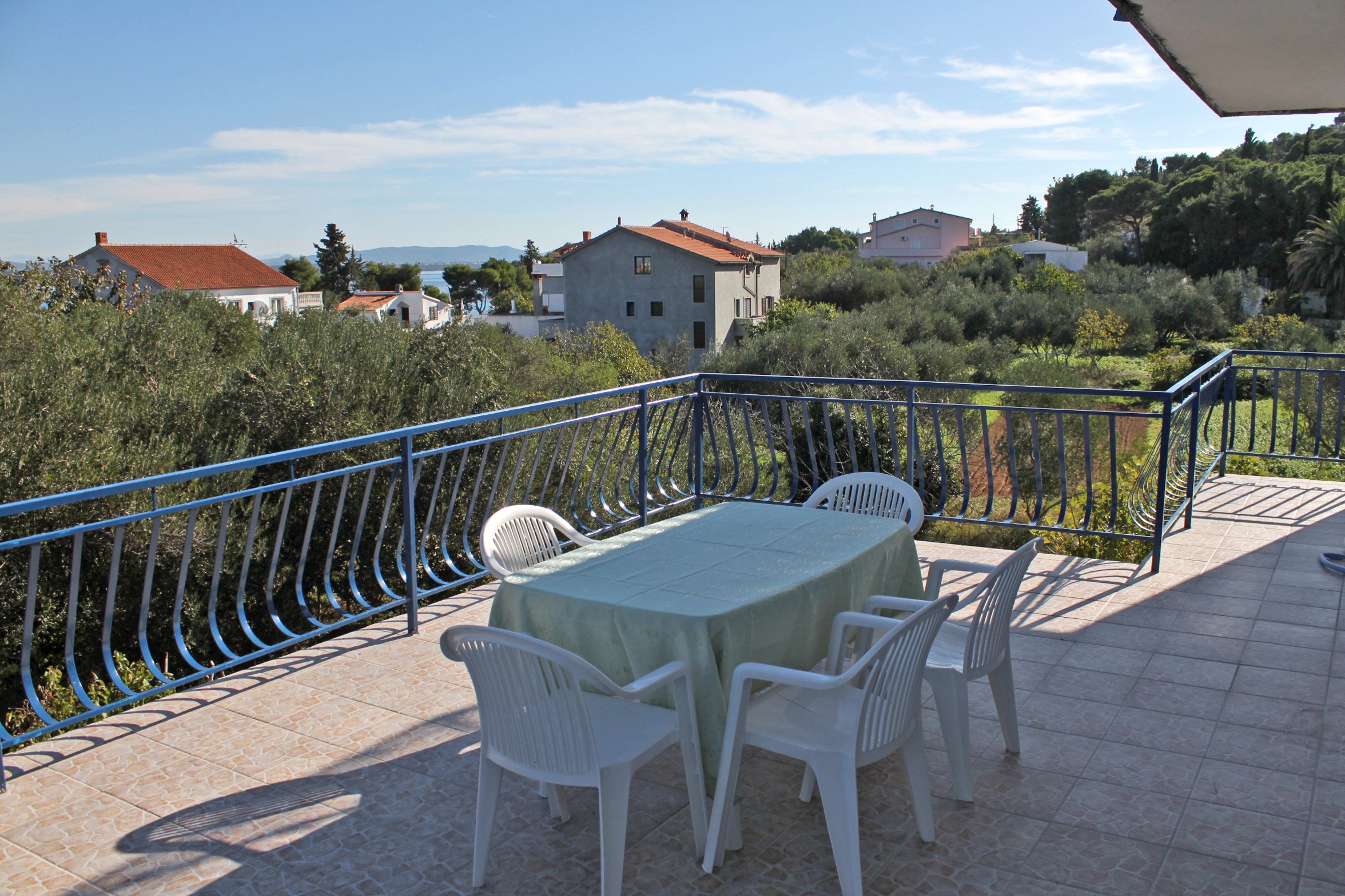 Two bedroom apartment with terrace and sea view Tkon, Pašman  A-a