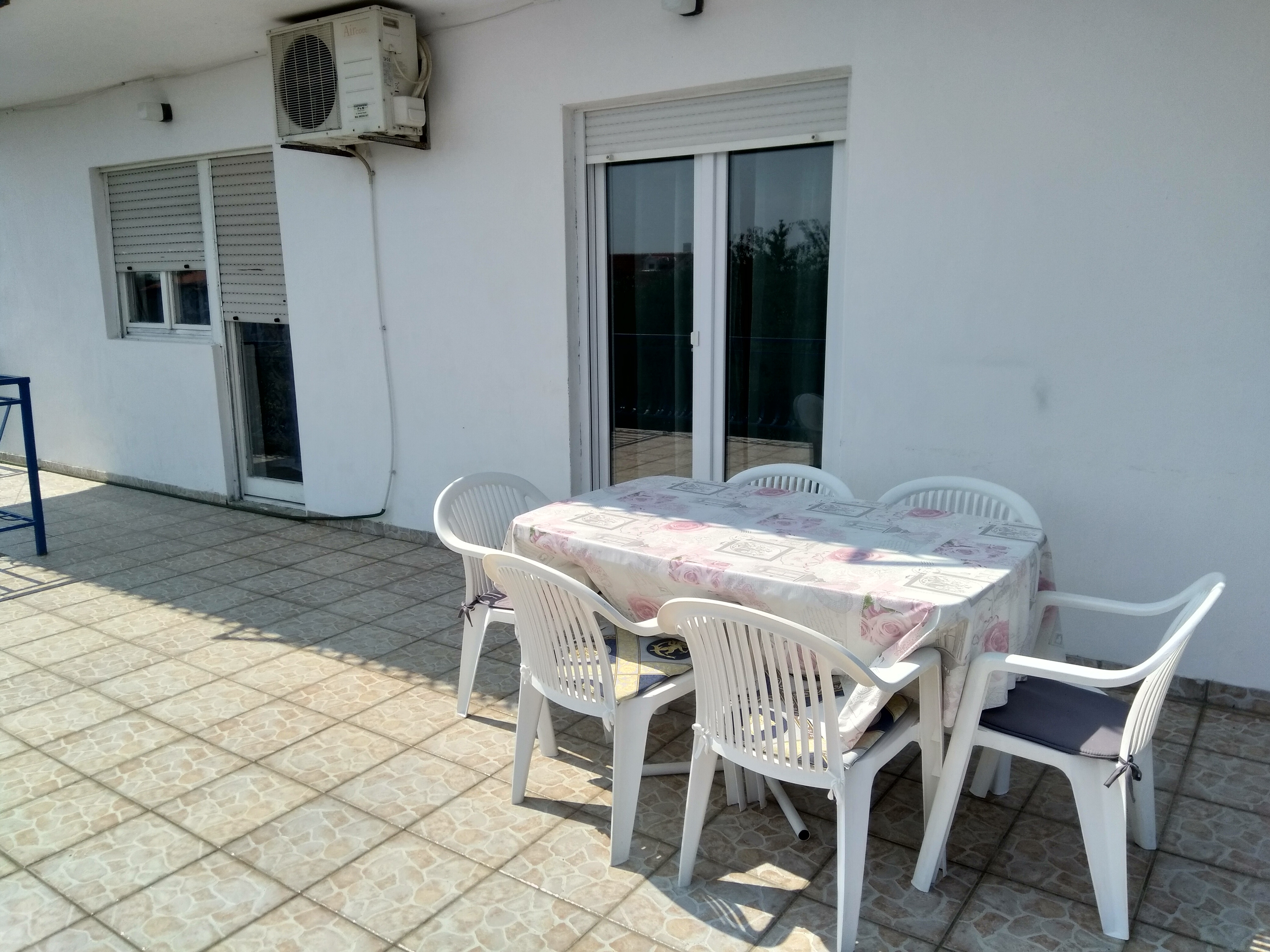 Two bedroom apartment with terrace and sea view Tkon, Pašman  A-a