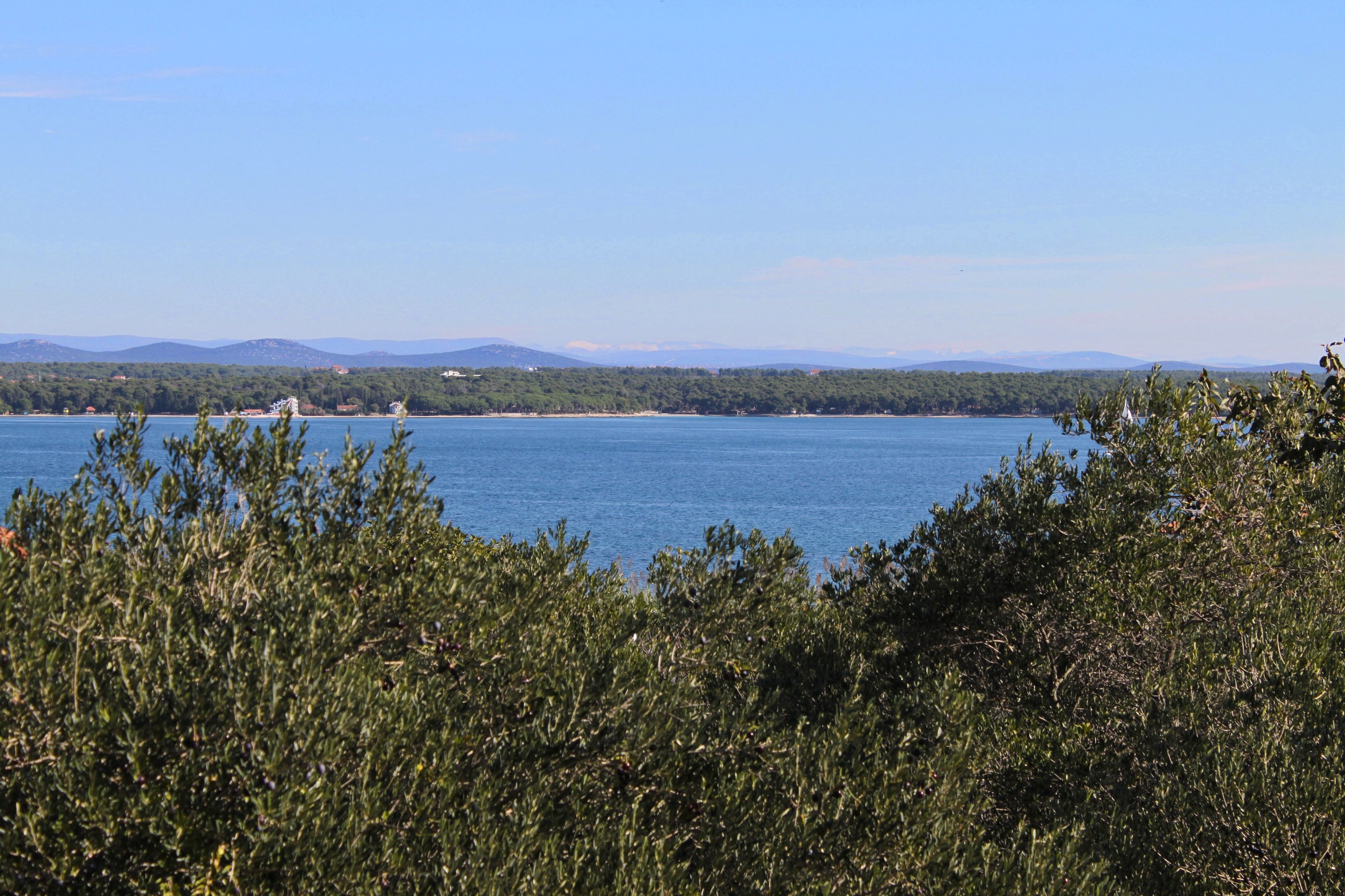 Two bedroom apartment with terrace and sea view Tkon, Pašman  A-a