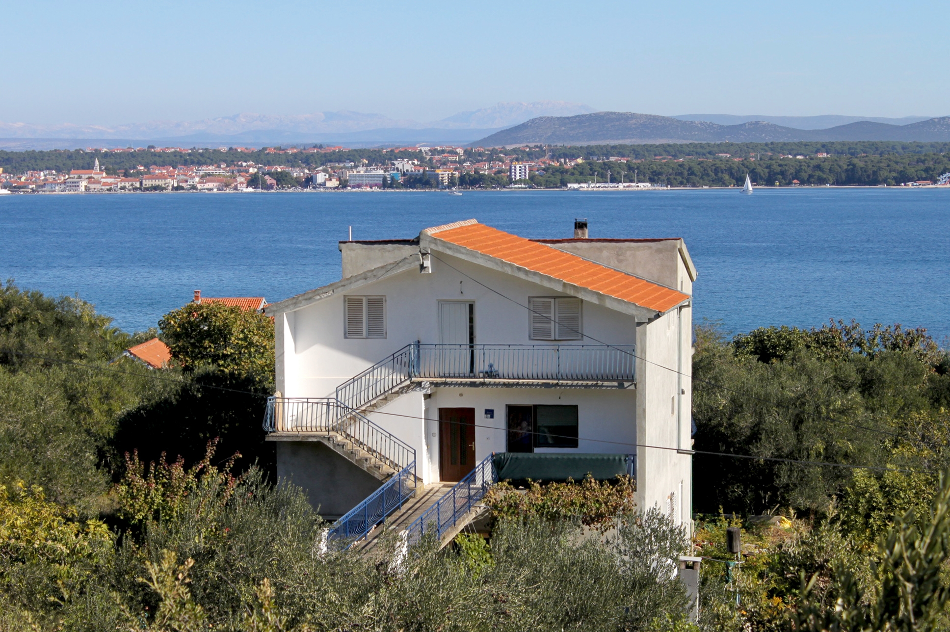 Two bedroom apartment with terrace and sea view Tkon, Pašman (A-9713-a) Two bedroom apartment with terrace and sea view Tkon, Pašman (A-9713-a)