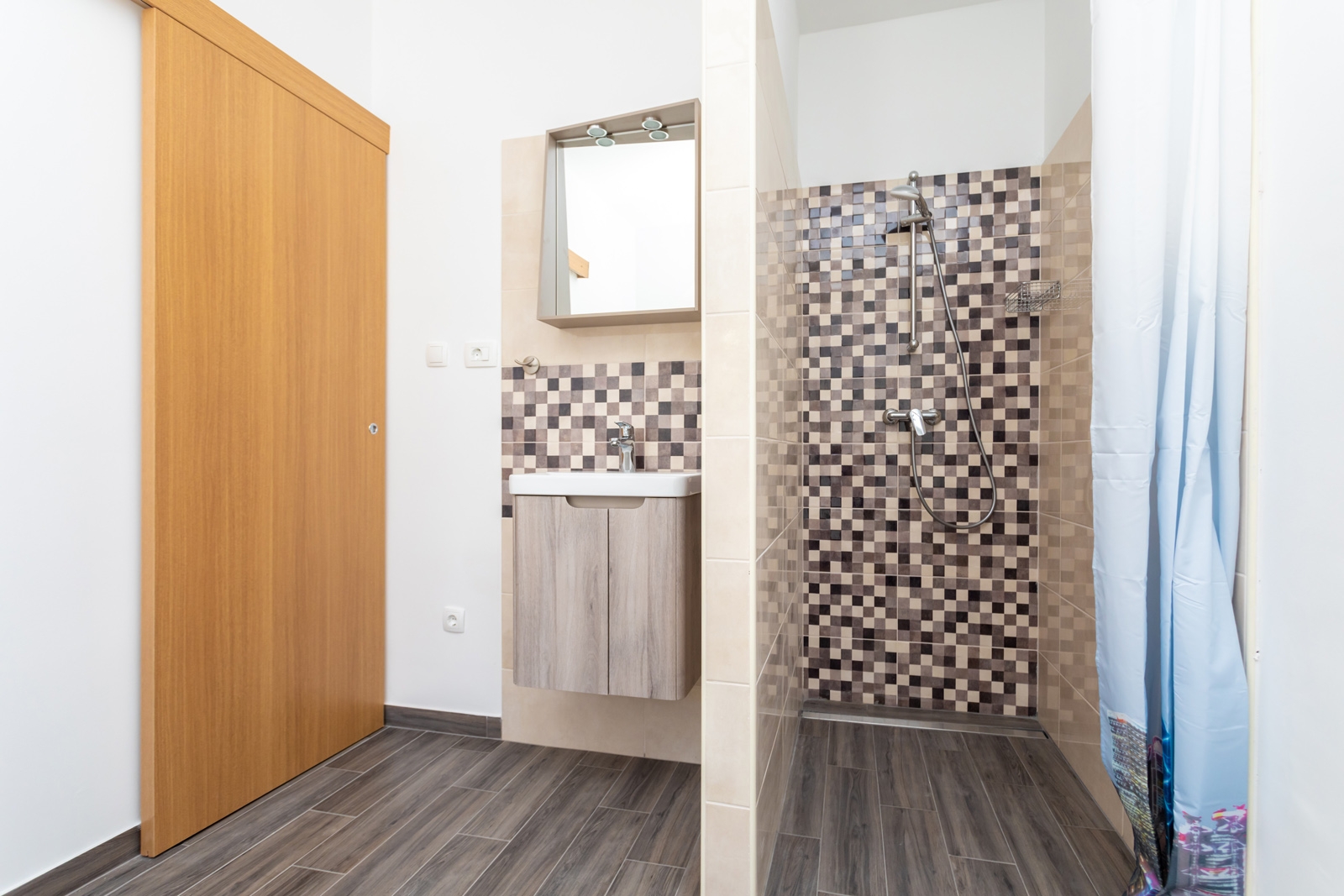 Three bedroom apartment with terrace and sea view Soline, Krk  A-a