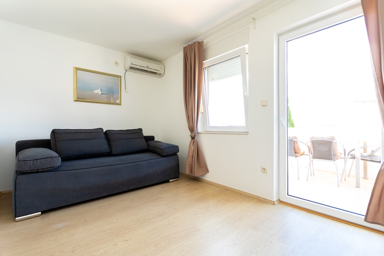 Three bedroom apartment with terrace and sea view Soline, Krk  A-a