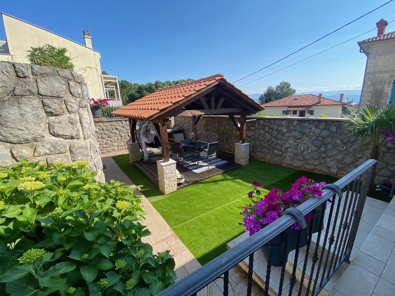 Two bedroom house with terrace Lovran, Opatija  K