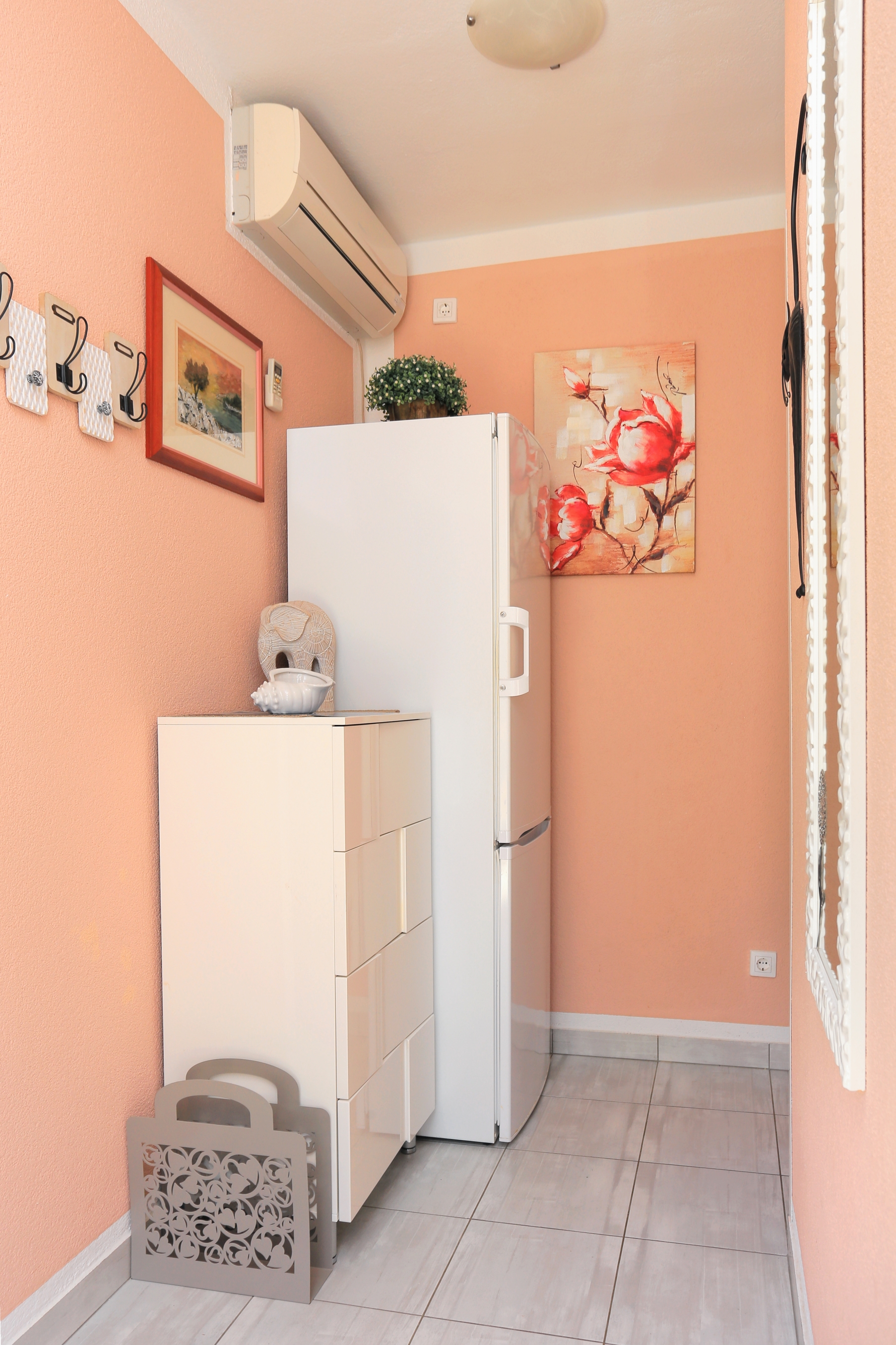 Two bedroom apartment near beach Rastići, Čiovo  A-a