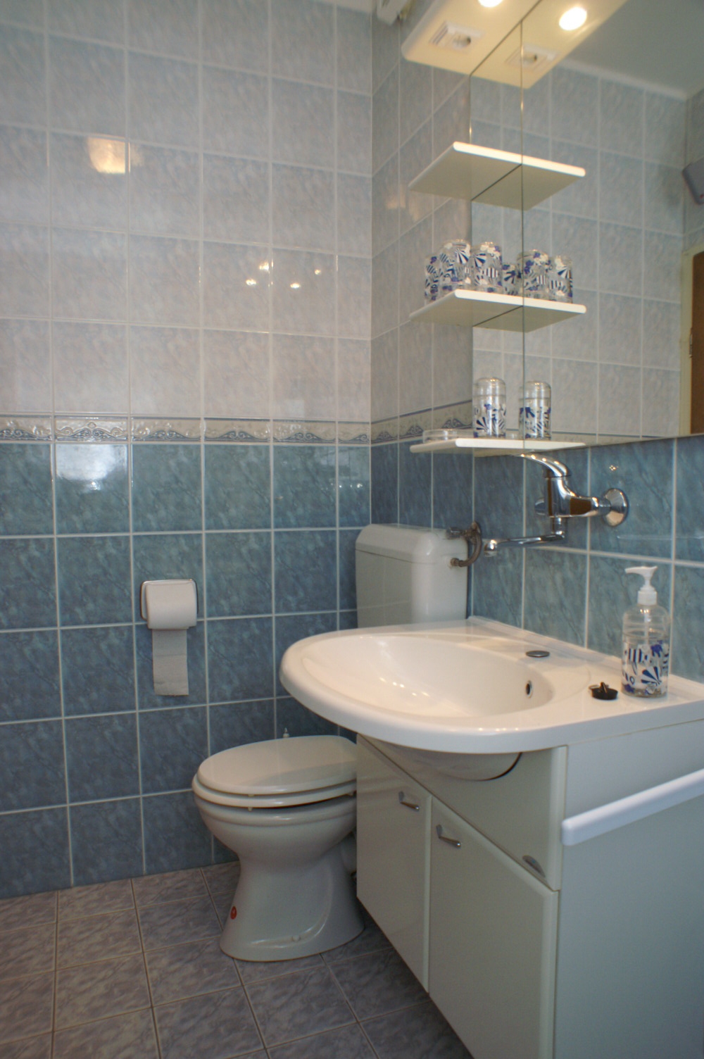 Two bedroom apartment with terrace and sea view Slatine, Čiovo  A-b