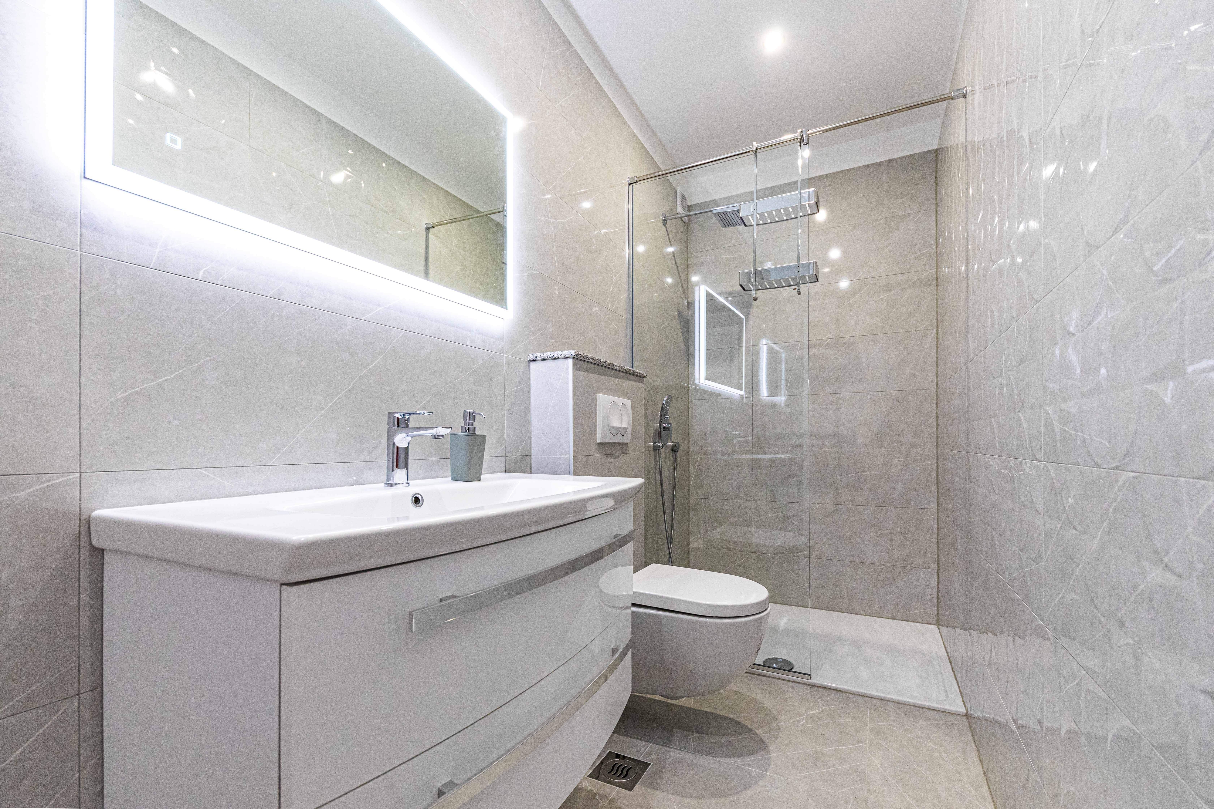 Four bedroom apartment near beach Ražanj, Rogoznica  A-a